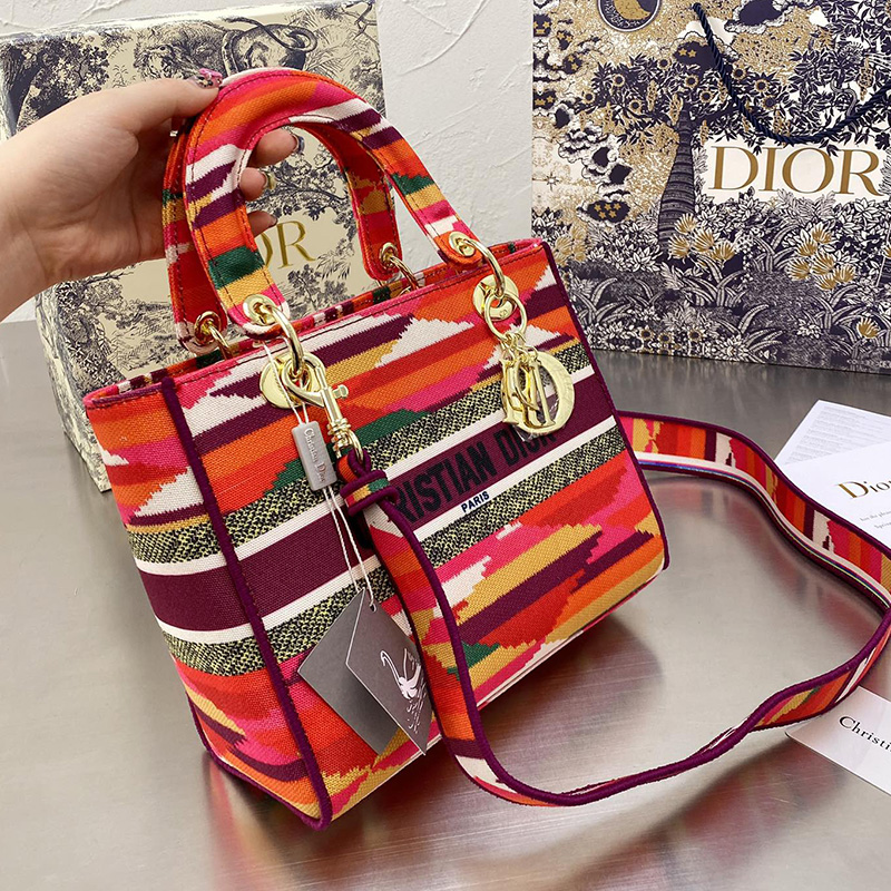 Dior The LADY D-LITE Bag  AAA Quality