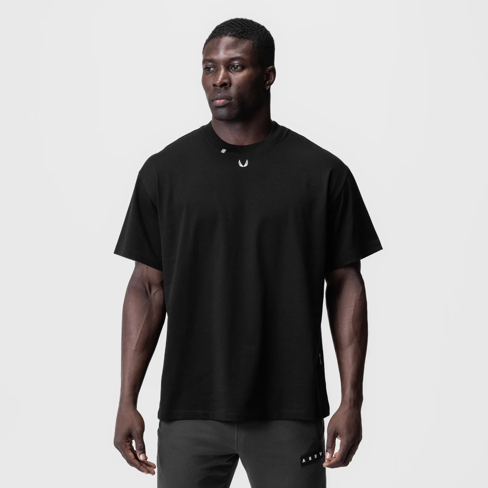 0797. Tech Essential Relaxed Tee - Black/White 