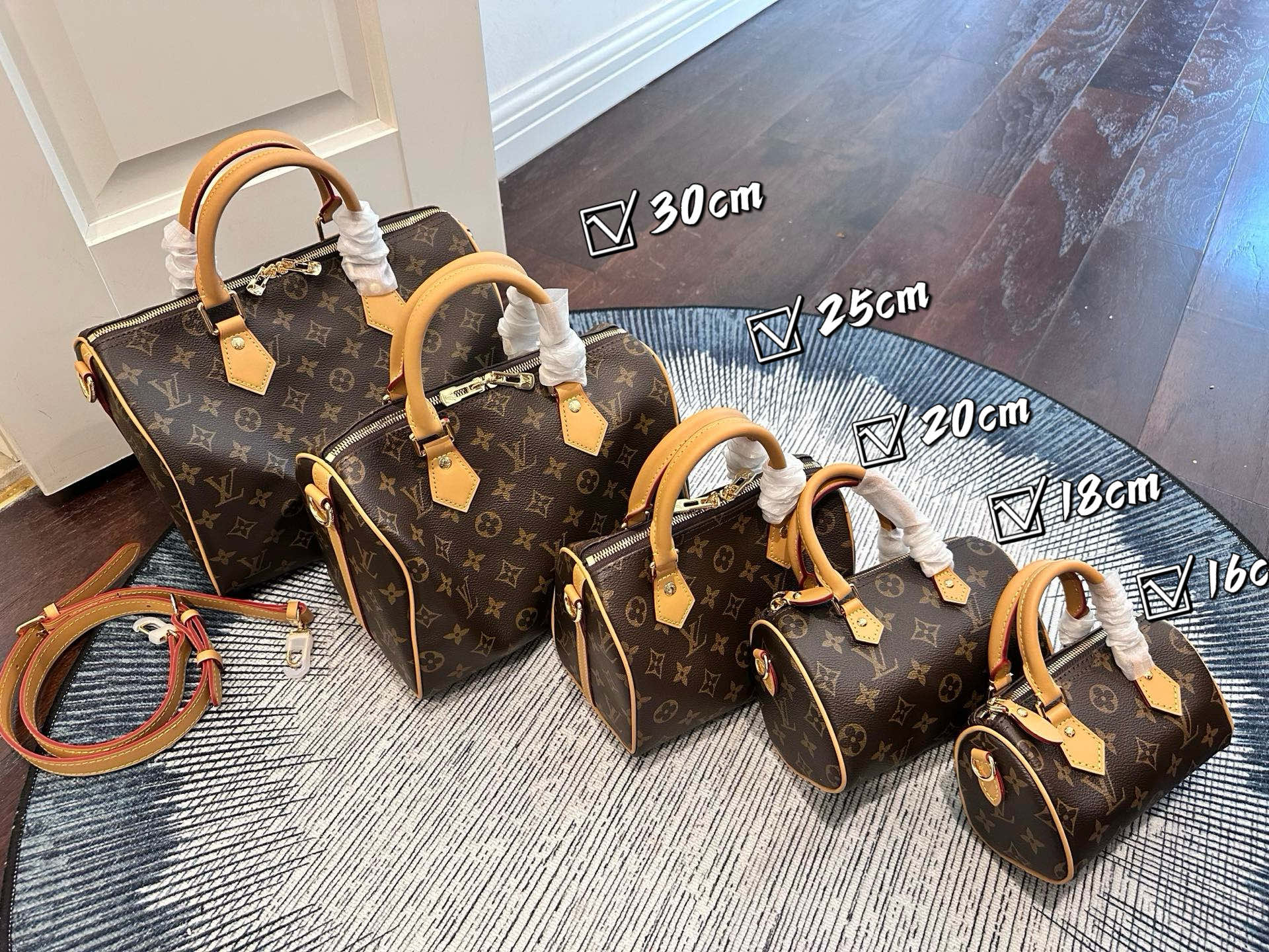 Louis Vuitton LV Speedy All Sizes Classic Monogram Brown Canvas Boston Top Handle Bag - KAIROO