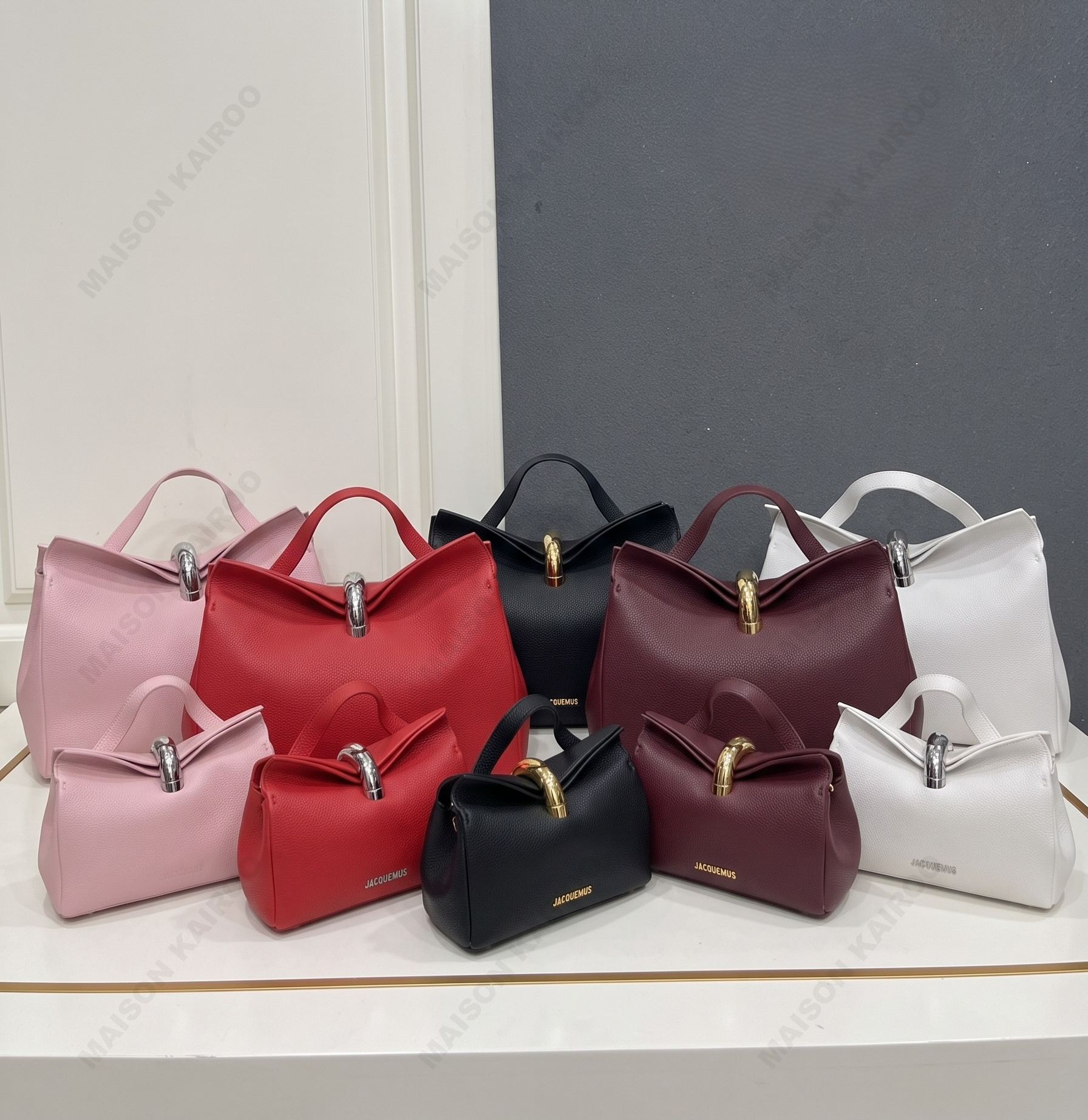 Jacquemus The Valérie & Small Grained Leather Ring Bar Lock Fold Top Handle Shoulder Tote Bag - KAIROO