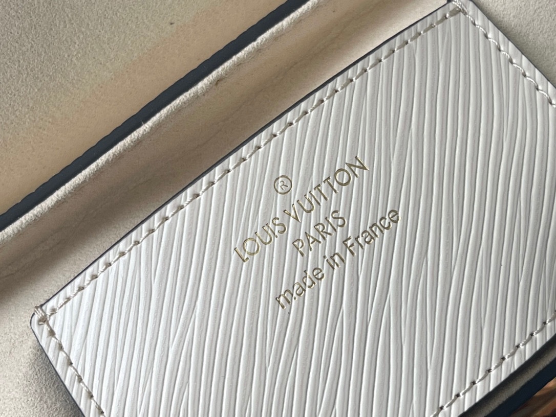 Louis Vuitton LV Twist MM M59403