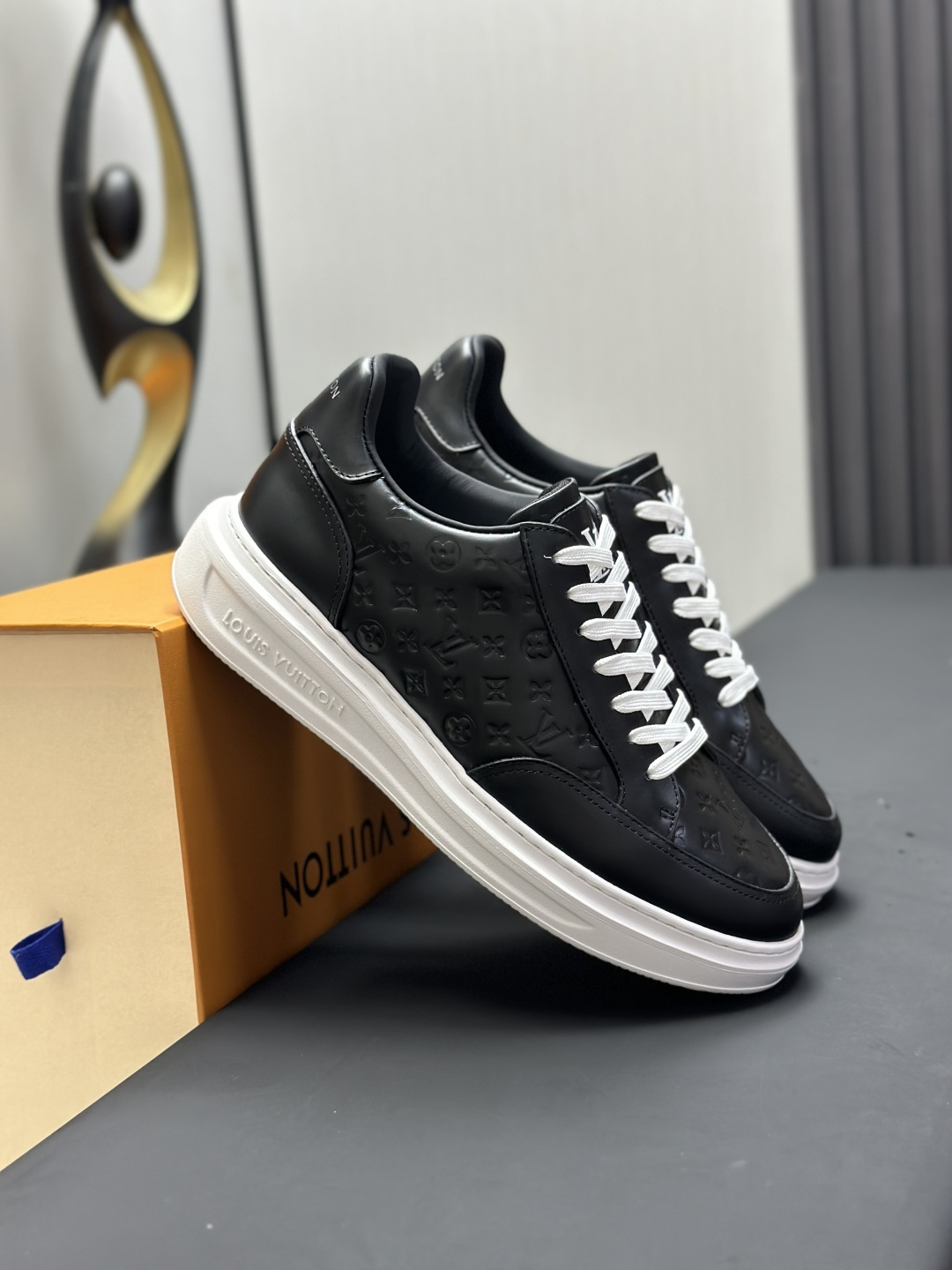 Men's LV Beverly Hills Sneaker