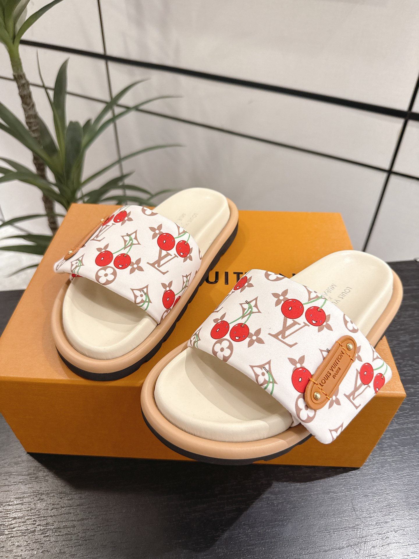 Louis Vuitton × Takashi Murakami White Monogram Cerises Puffy Velcro Strap Flat Slides Sandals - KAIROO