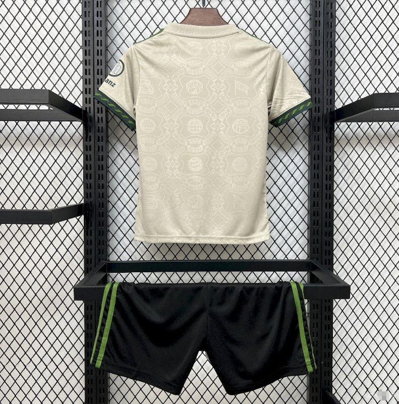 2025/26 Kids Bayern Munich Oktoberfest Kit 16-28