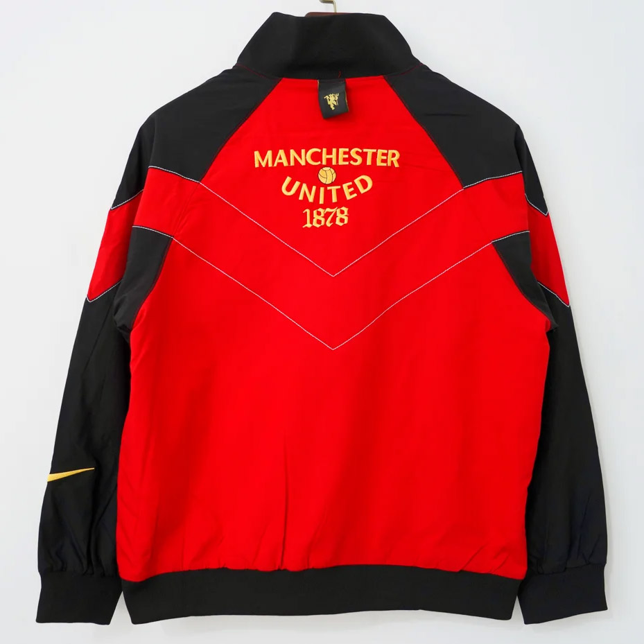 Man utd 06/07 Jacket/ Windbreaker