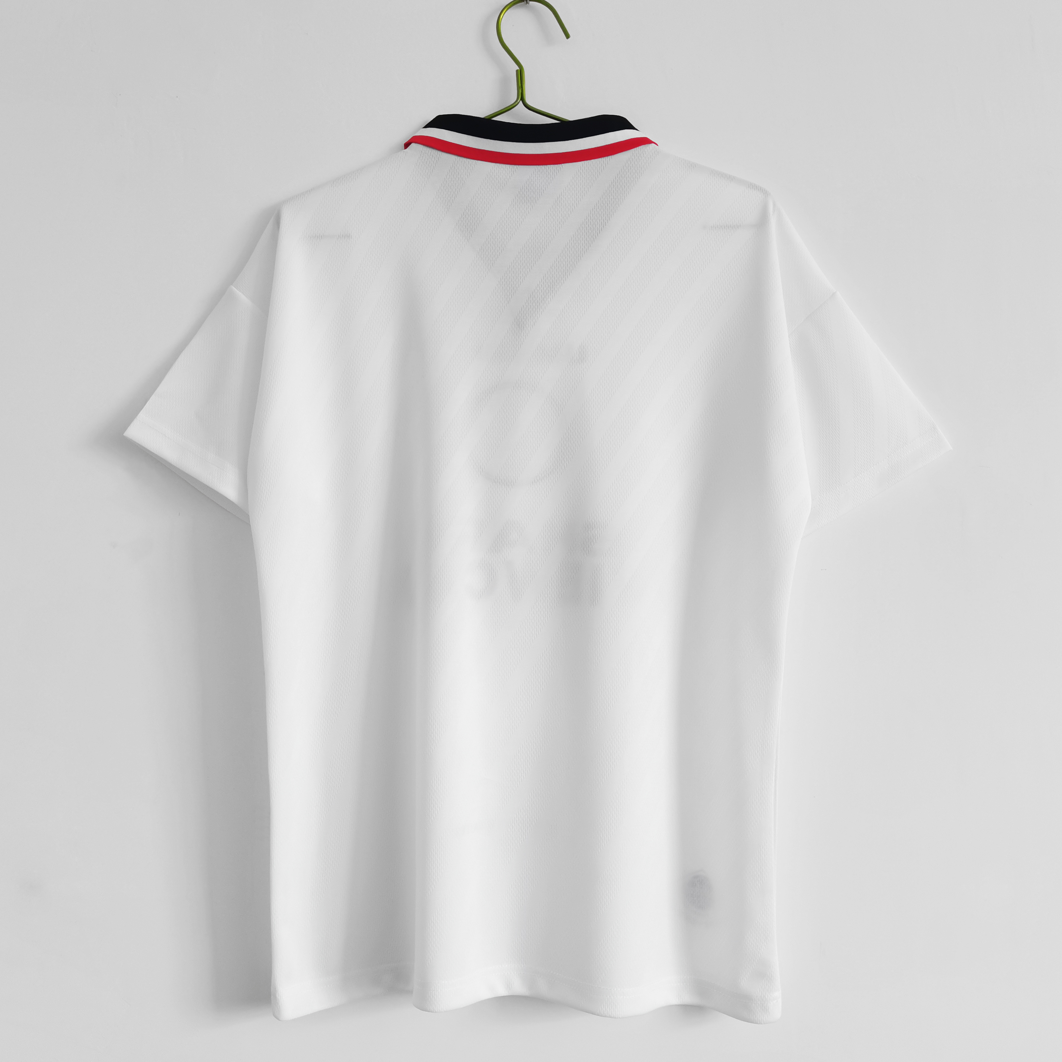 Retro Manchester United 96/97 Away