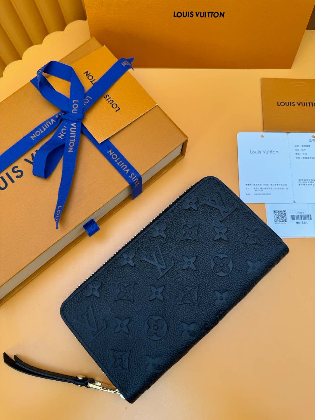 M61864 LV Zippy wallet in Black Monogram Empreinte Leather