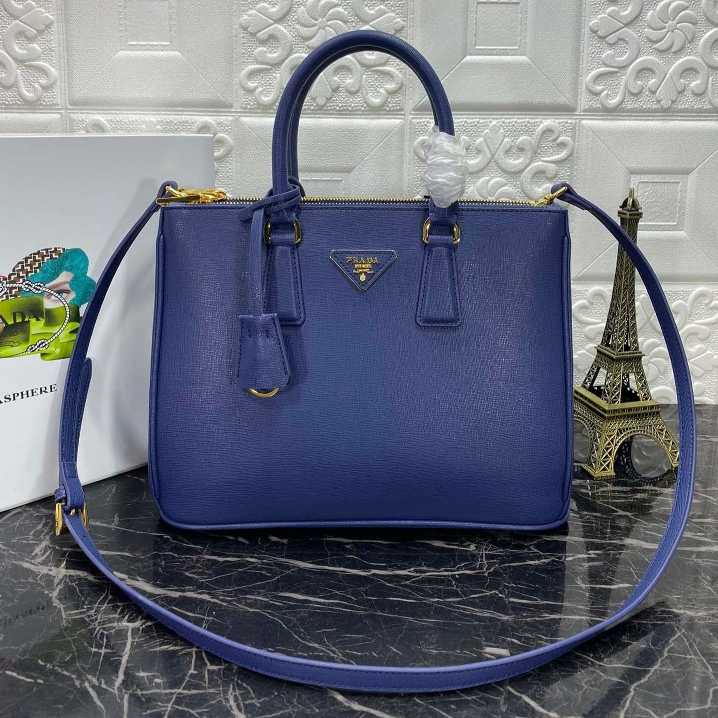 Prada GALLERIA 32 BAG IN NAVY BLUE SAFFIANO LEATHER