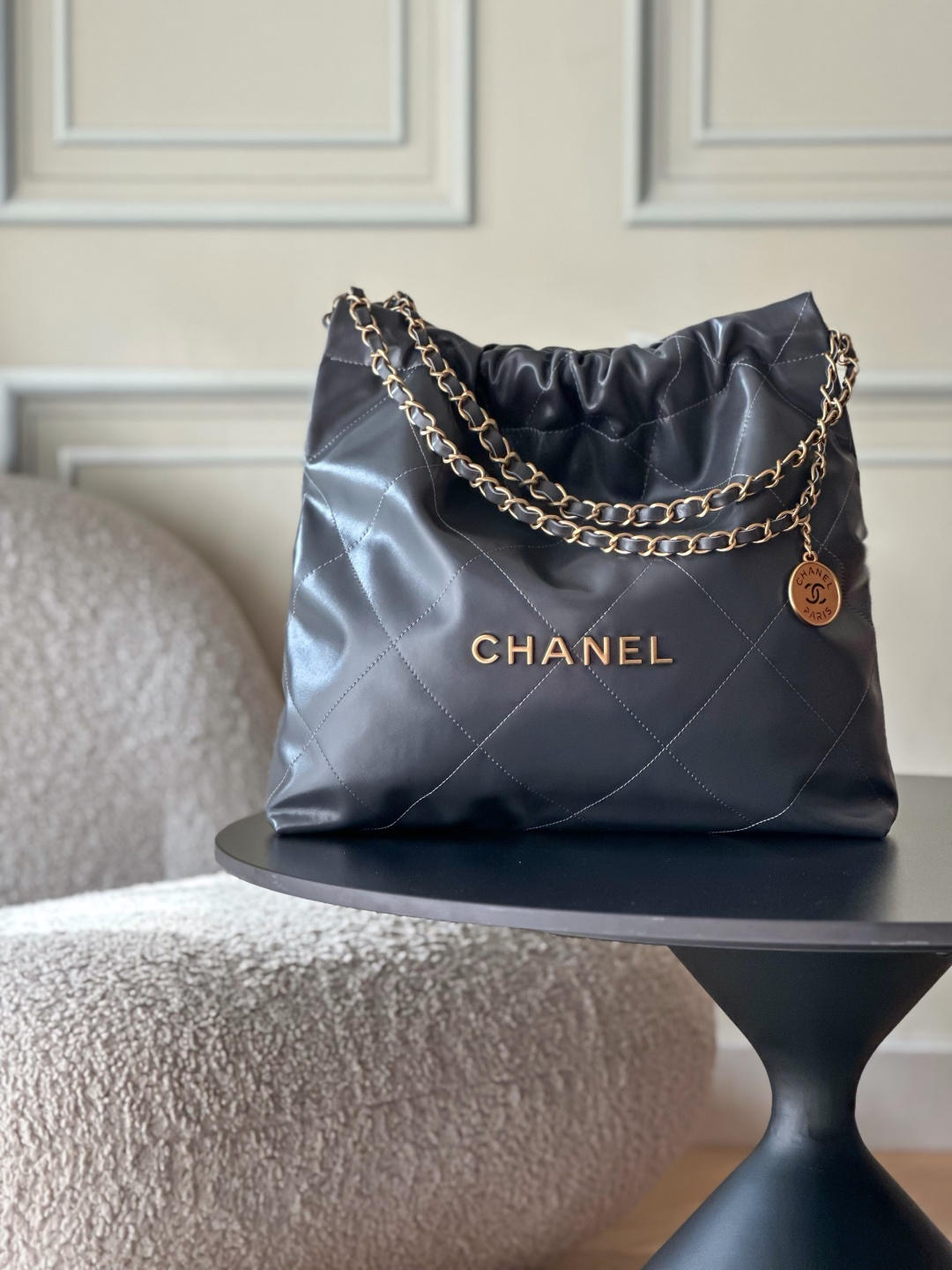 Chanel 22 Medium Handbag in Grey Shiny Calfskin AS3261