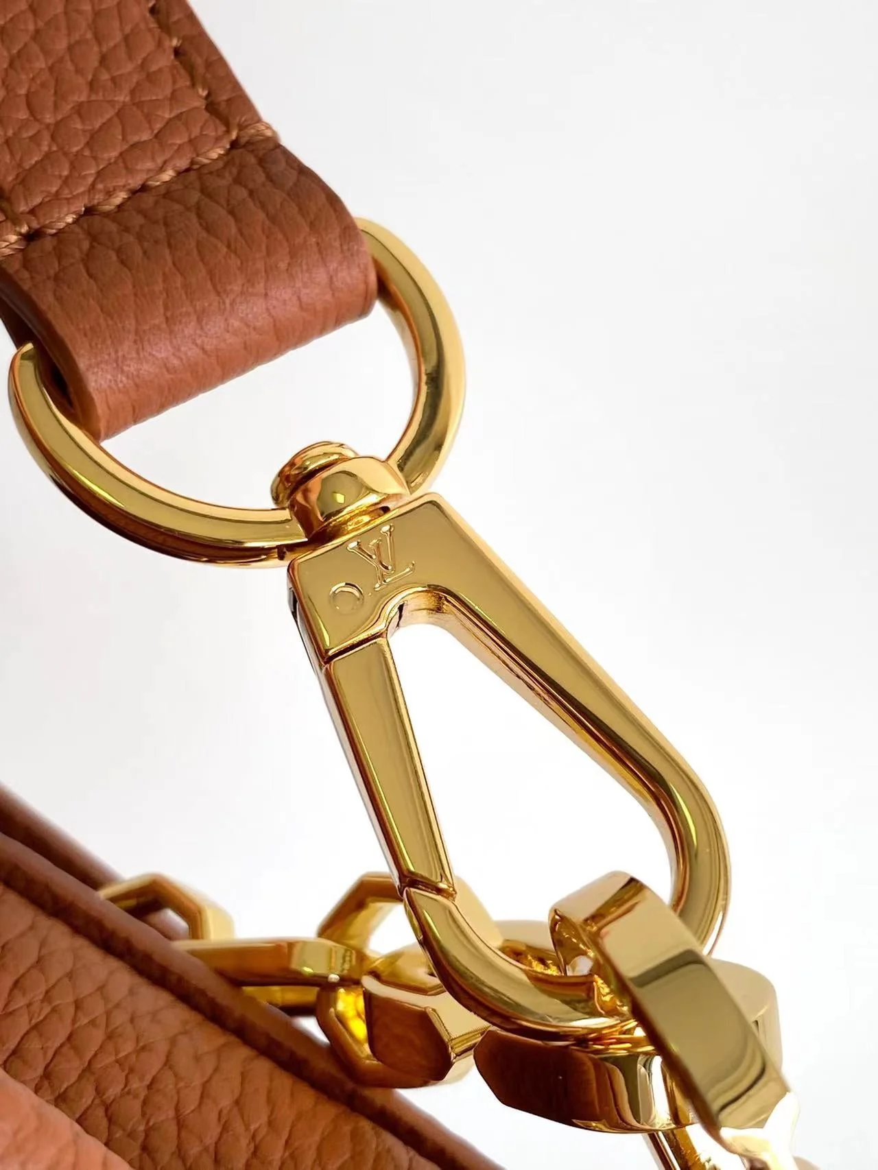 Louis Vuitton LV DAUPHINE SOFT MM 24 IN COGNAC CALFSKIN GOLD HARDWARE