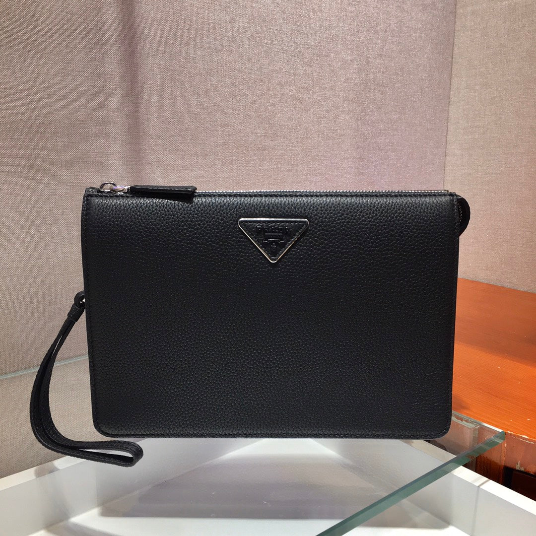 Prada CLUTCH 26 IN BLACK GRAINED CALFSKIN TRIANGLE LOGO