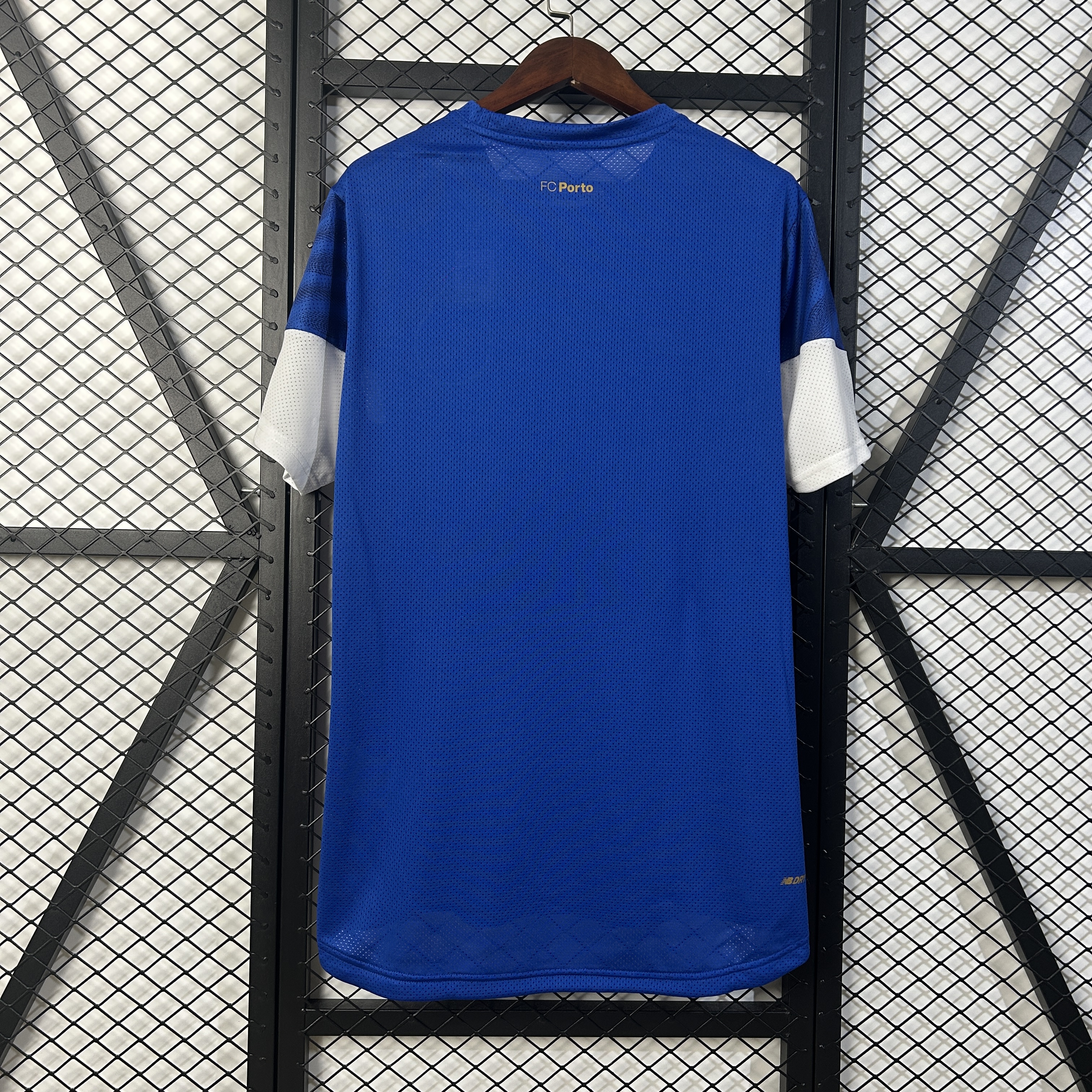 FC Porto Training Man Jersey 25/26
