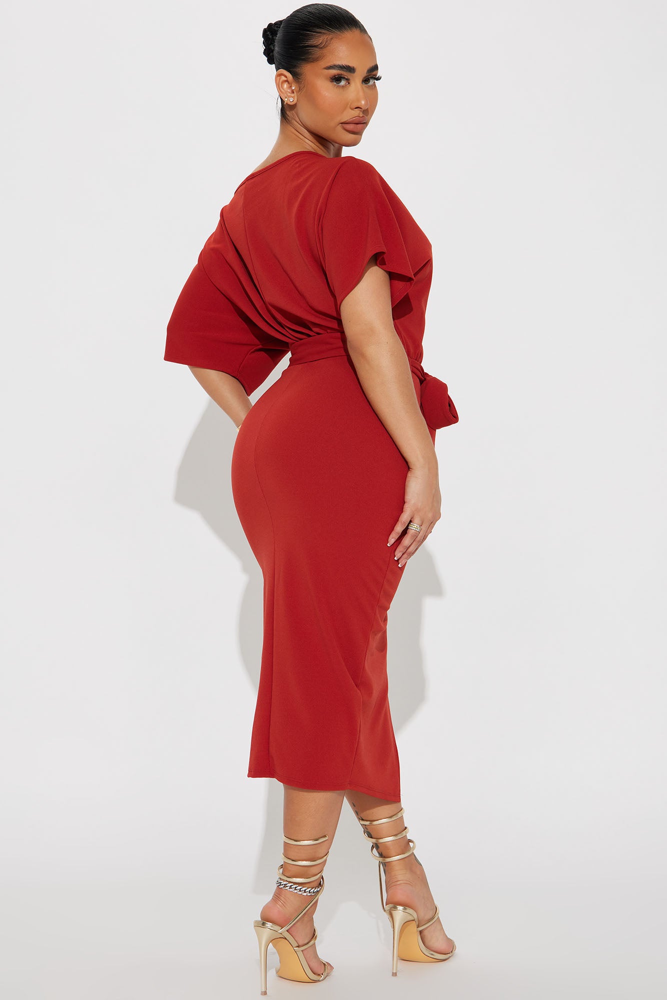 Please Hold Midi Dress - Rust