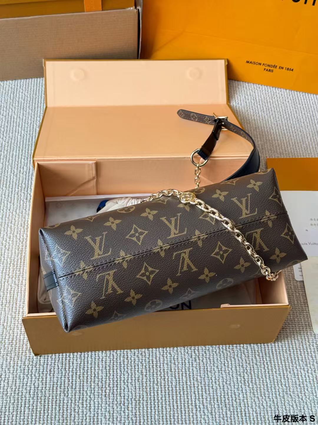 Louis Vuitton LV Carryall Teddy Wool Bag