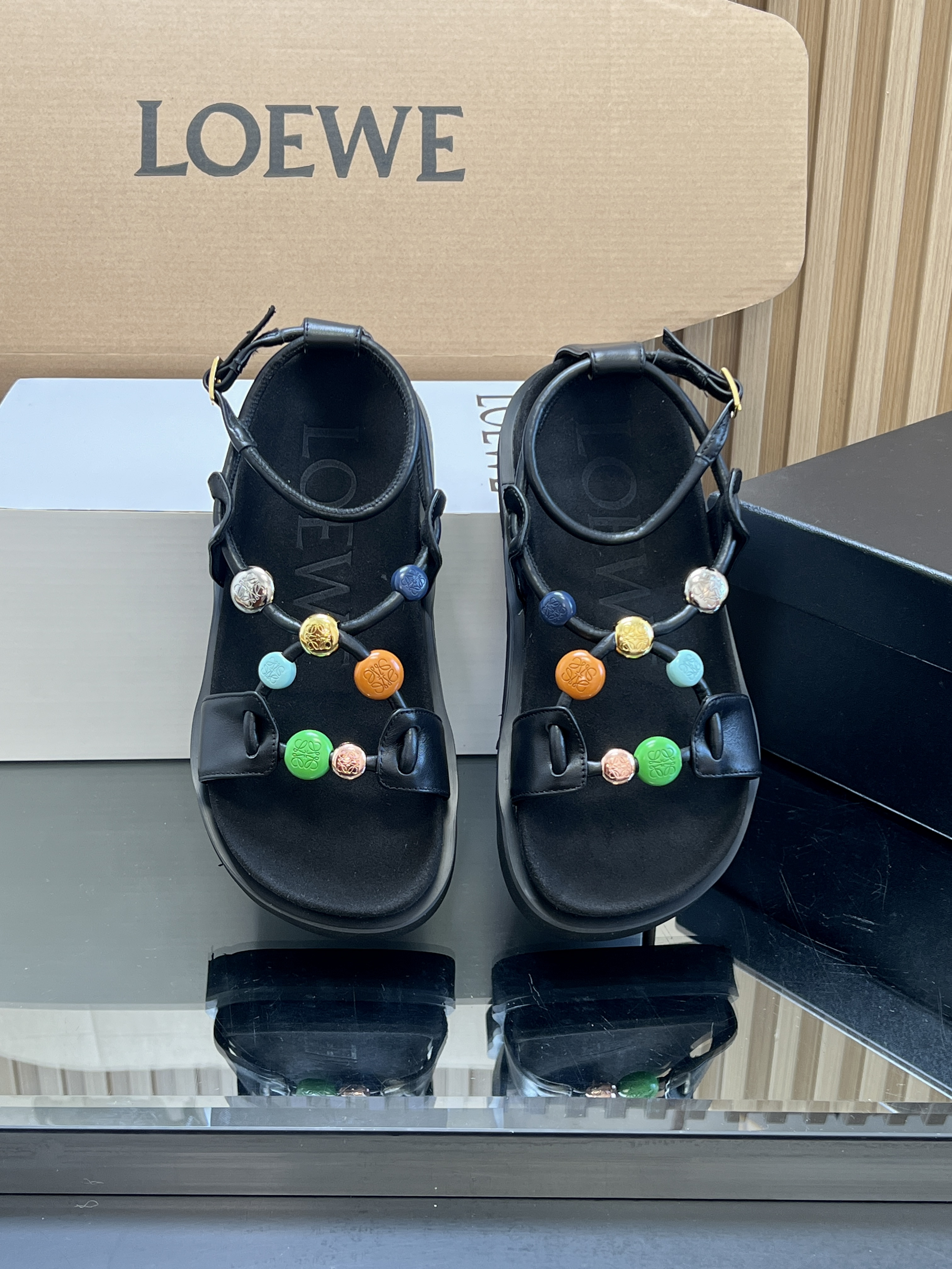 Loewe Pebble Beads Fussbelt Sandal