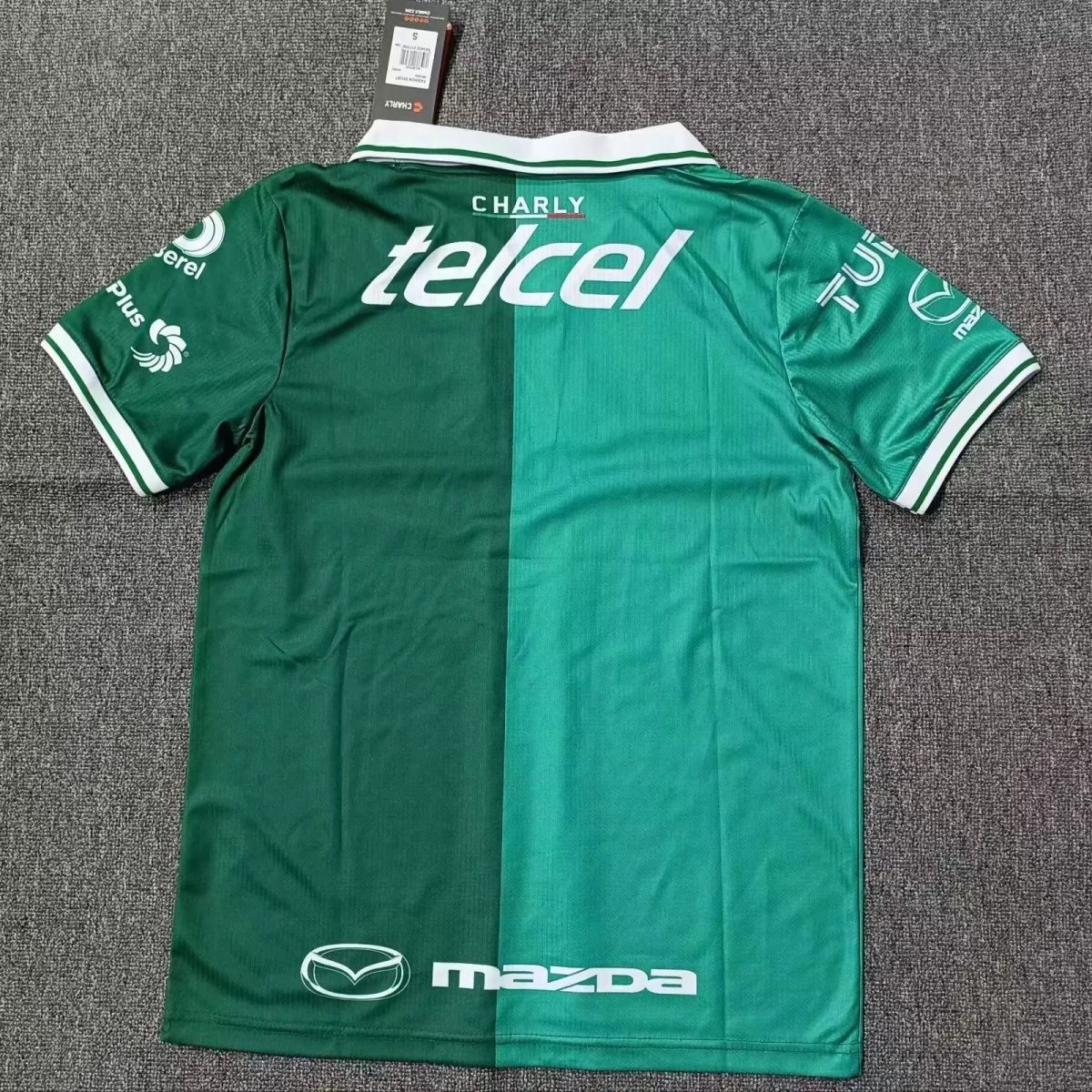 Leon Home Jerseey Fan Version 26/27