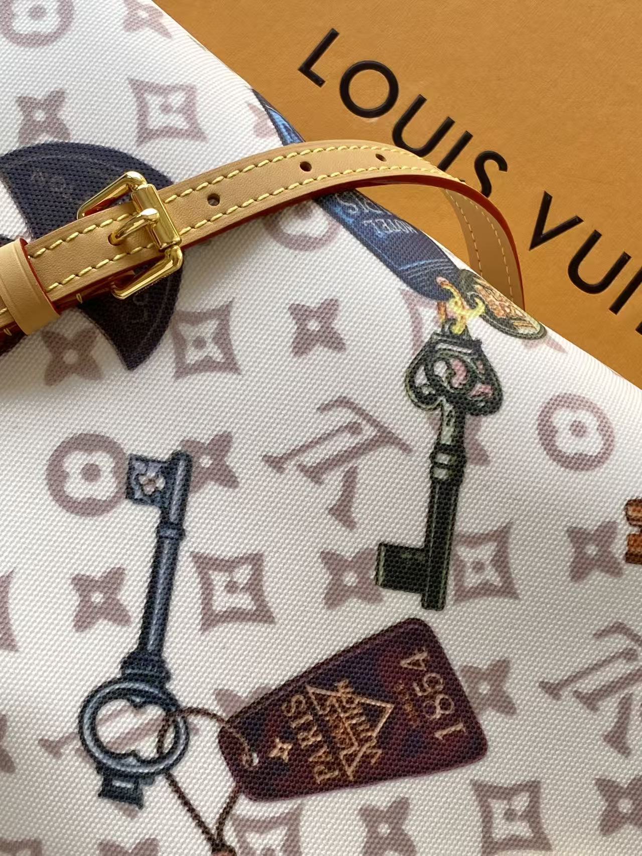 Louis Vuitton Side Trunk Large Handbag