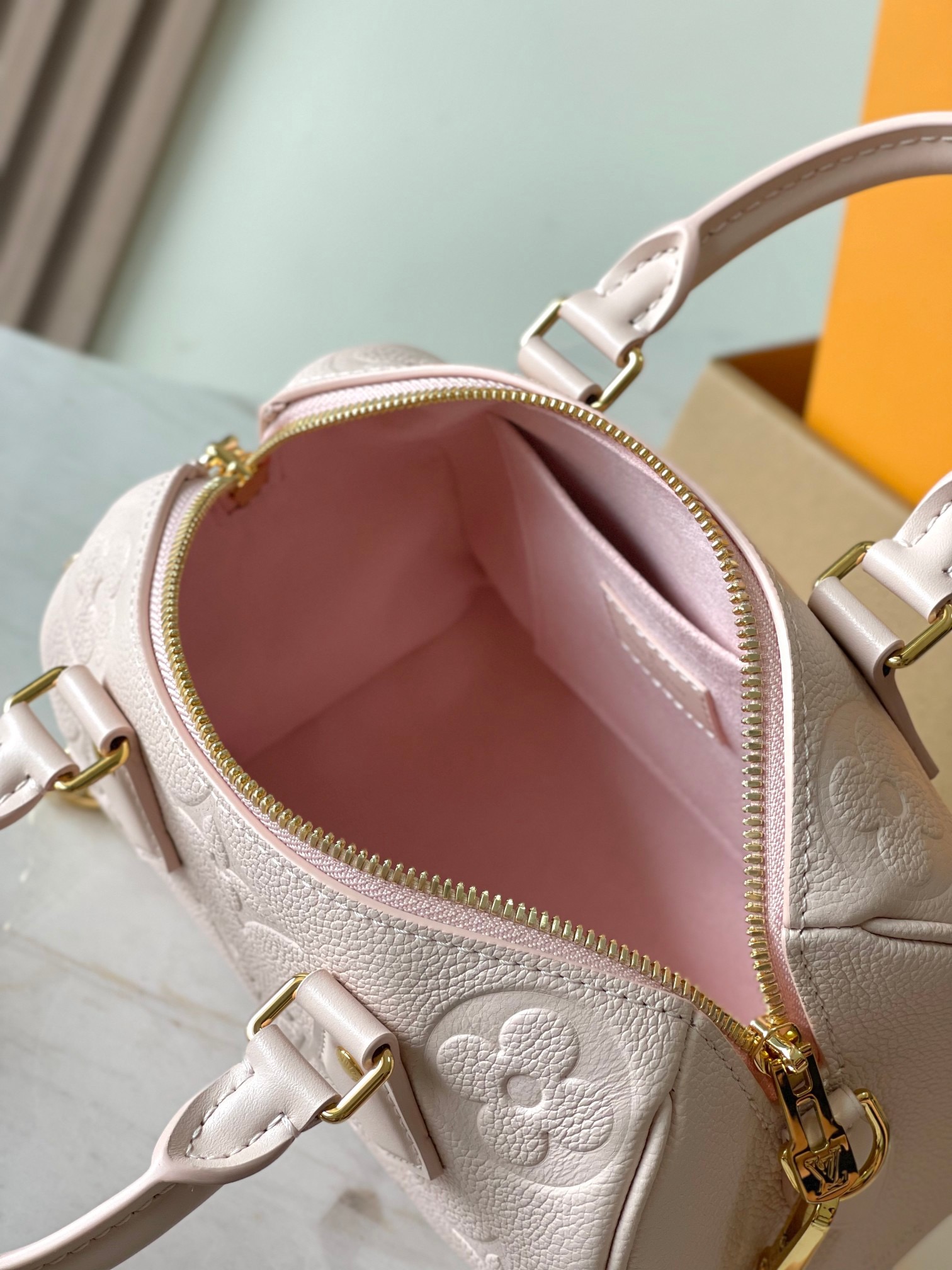 Louis Vuitton LV Bandouliere 20 Degrade Monogram Empreinte Handbag