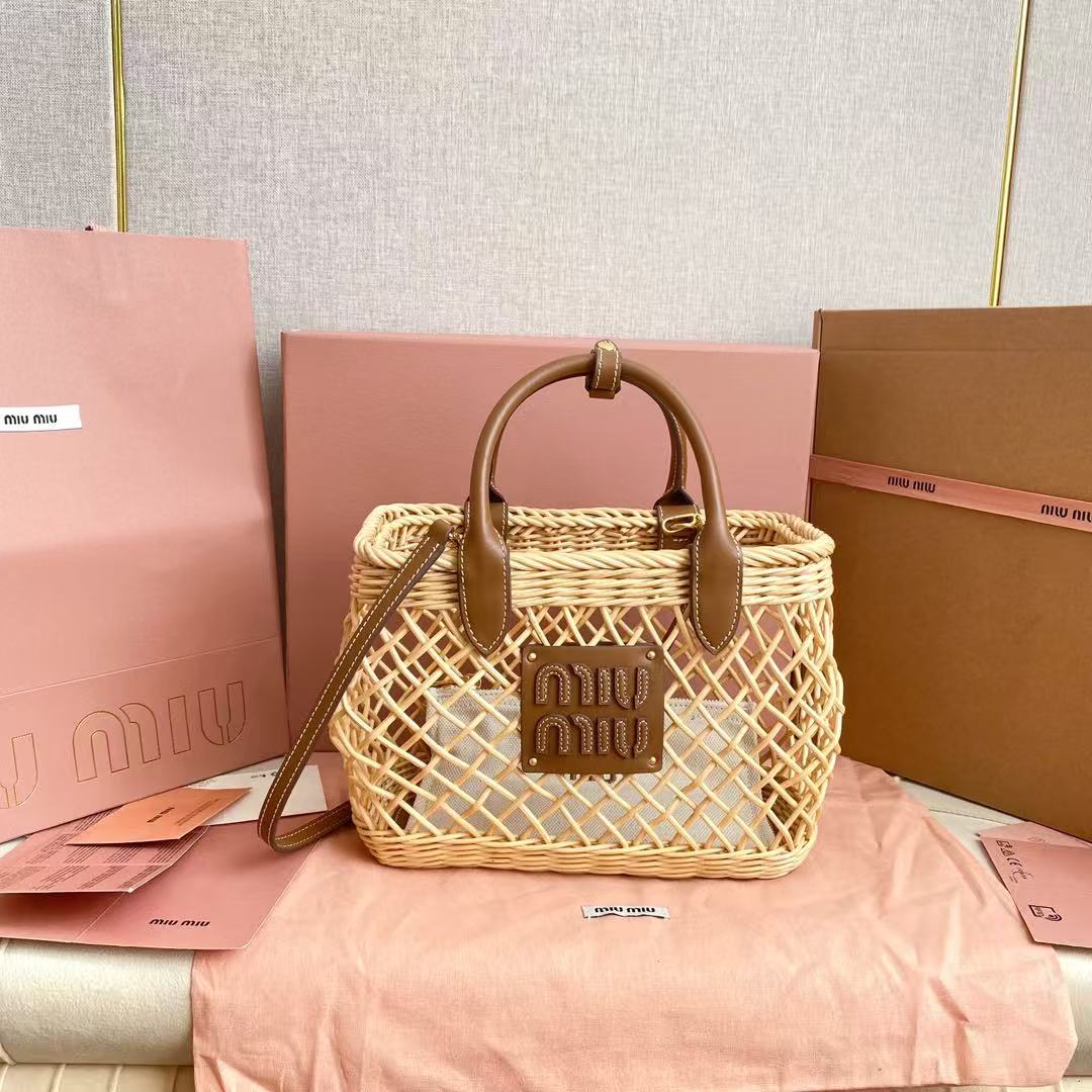 Miumiu new woven openwork handbag