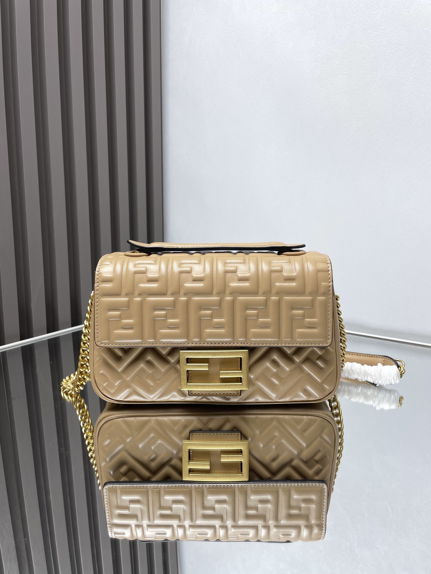 Fendi Medium Baguette Chain Leather Bag-Beige