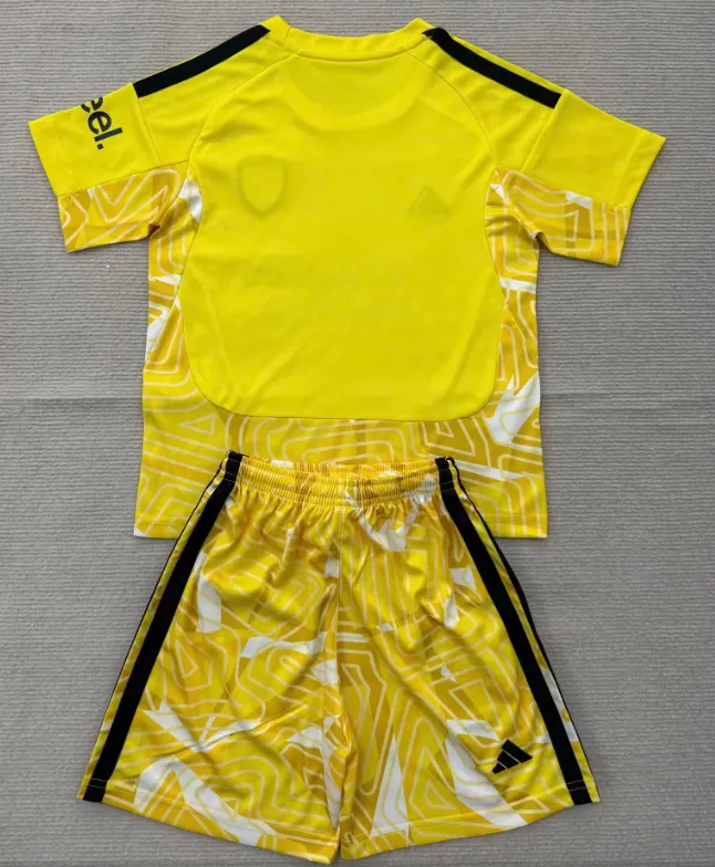 Arsenal Yellow Goalkeeper Jersey Suit 26/27