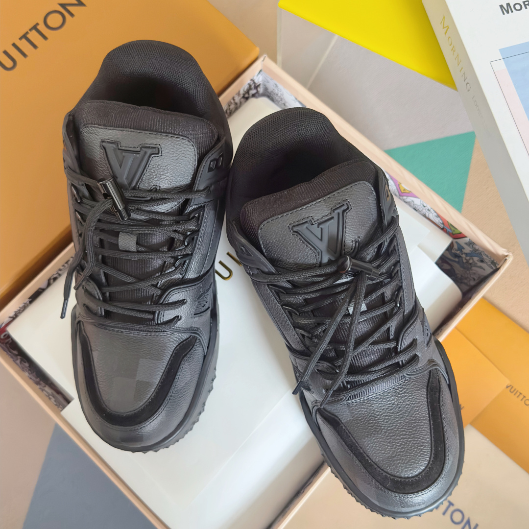 Men's LV Trainer Maxi Sport Shoes