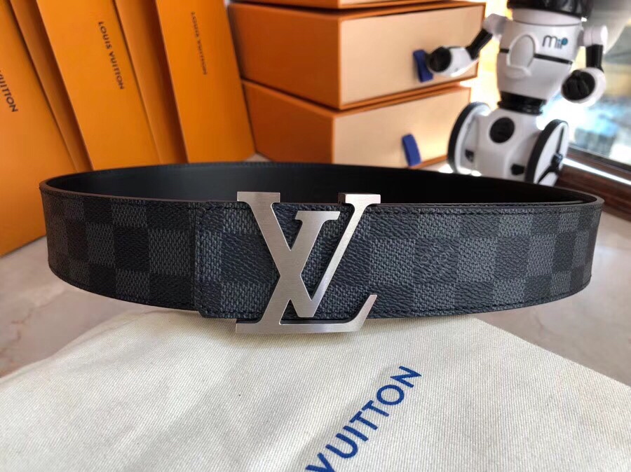 LV Classic Initiales 40mm Reversible Belt
