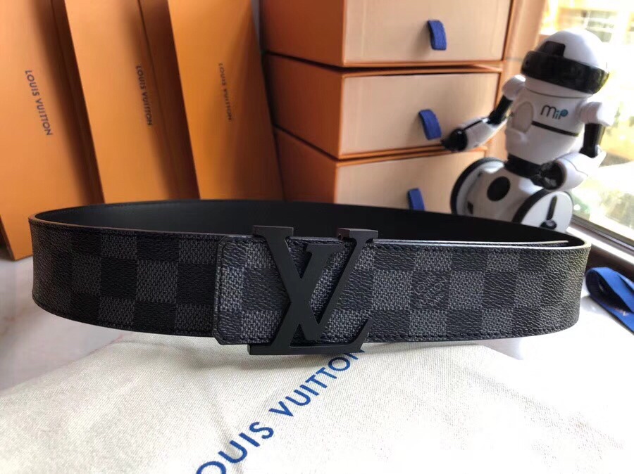LV Classic Initiales 40mm Reversible Belt