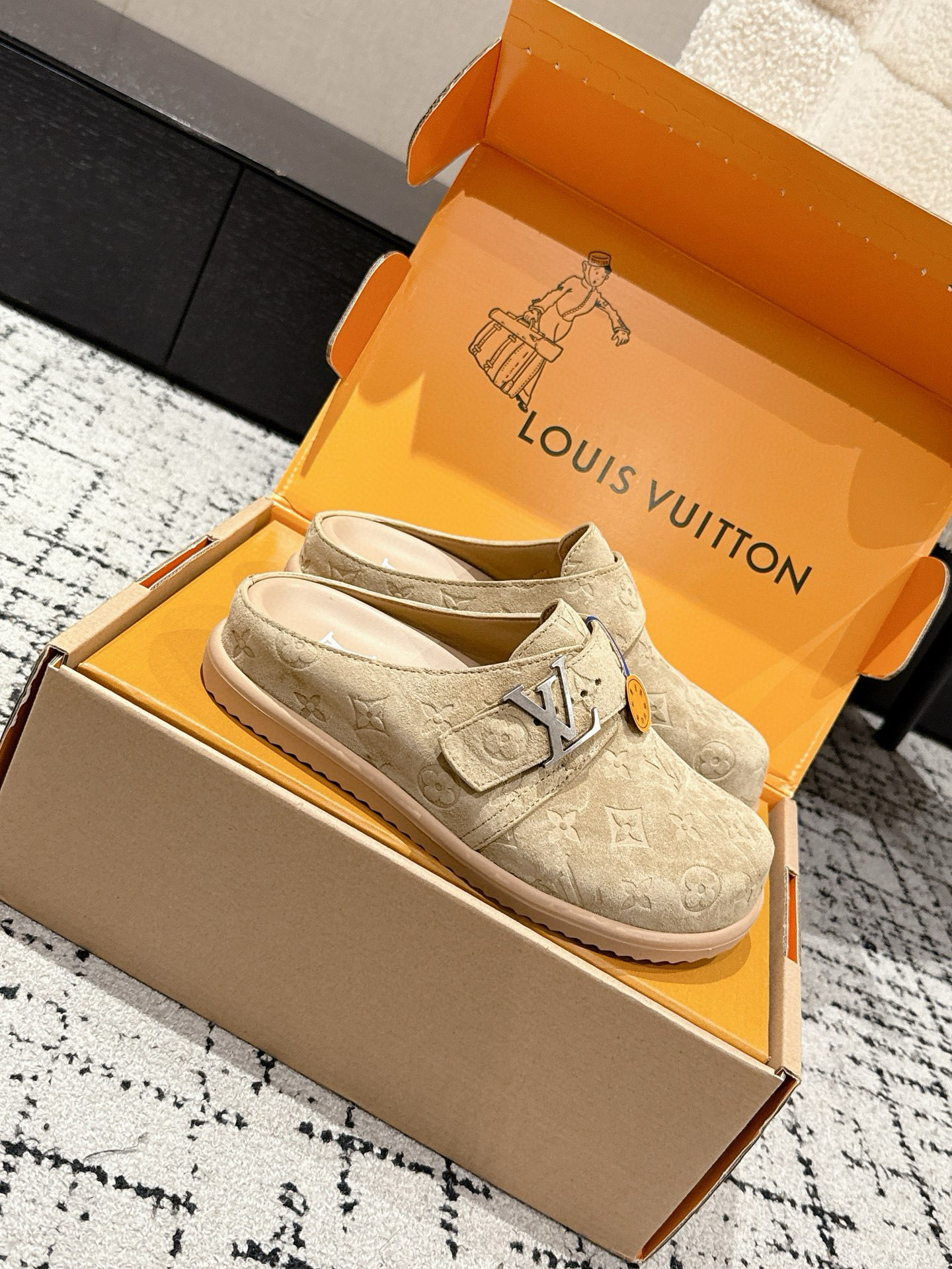 Men's LV Easy Mules
