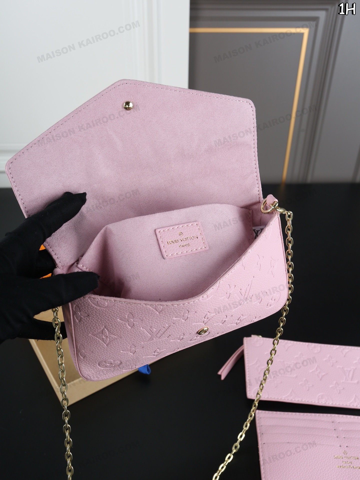 Louis Vuitton LV x TM Felicie Pochette 3-in-1 Pink Monogram Empreinte Leather Chain Envelope Shoulder Bag - KAIROO