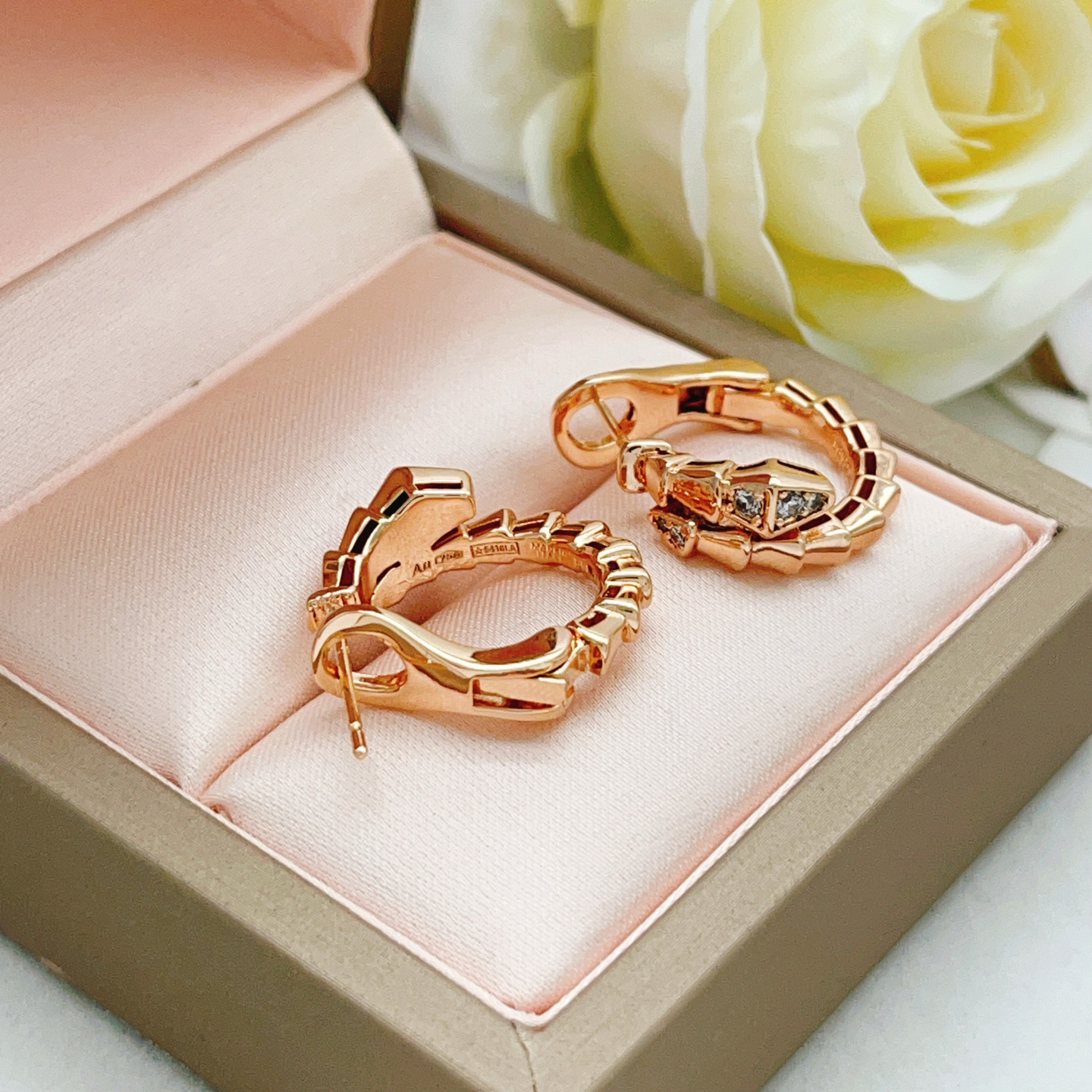 Bvlgari Fashion Serpenti Earrings