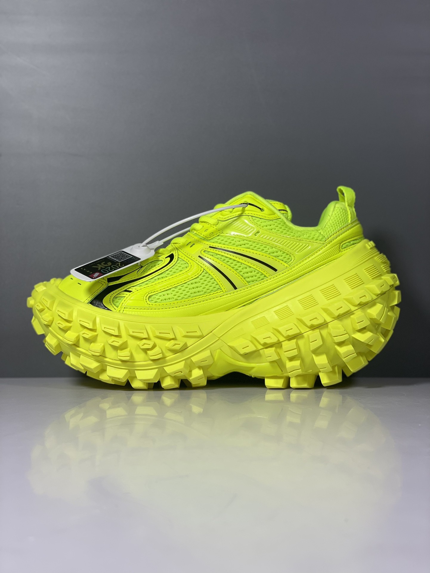 Balenciaga Bouncer Defender Neon Green Mesh Nylon Rounded Chunky Tire Sole Sneakers /10A - KAIROO