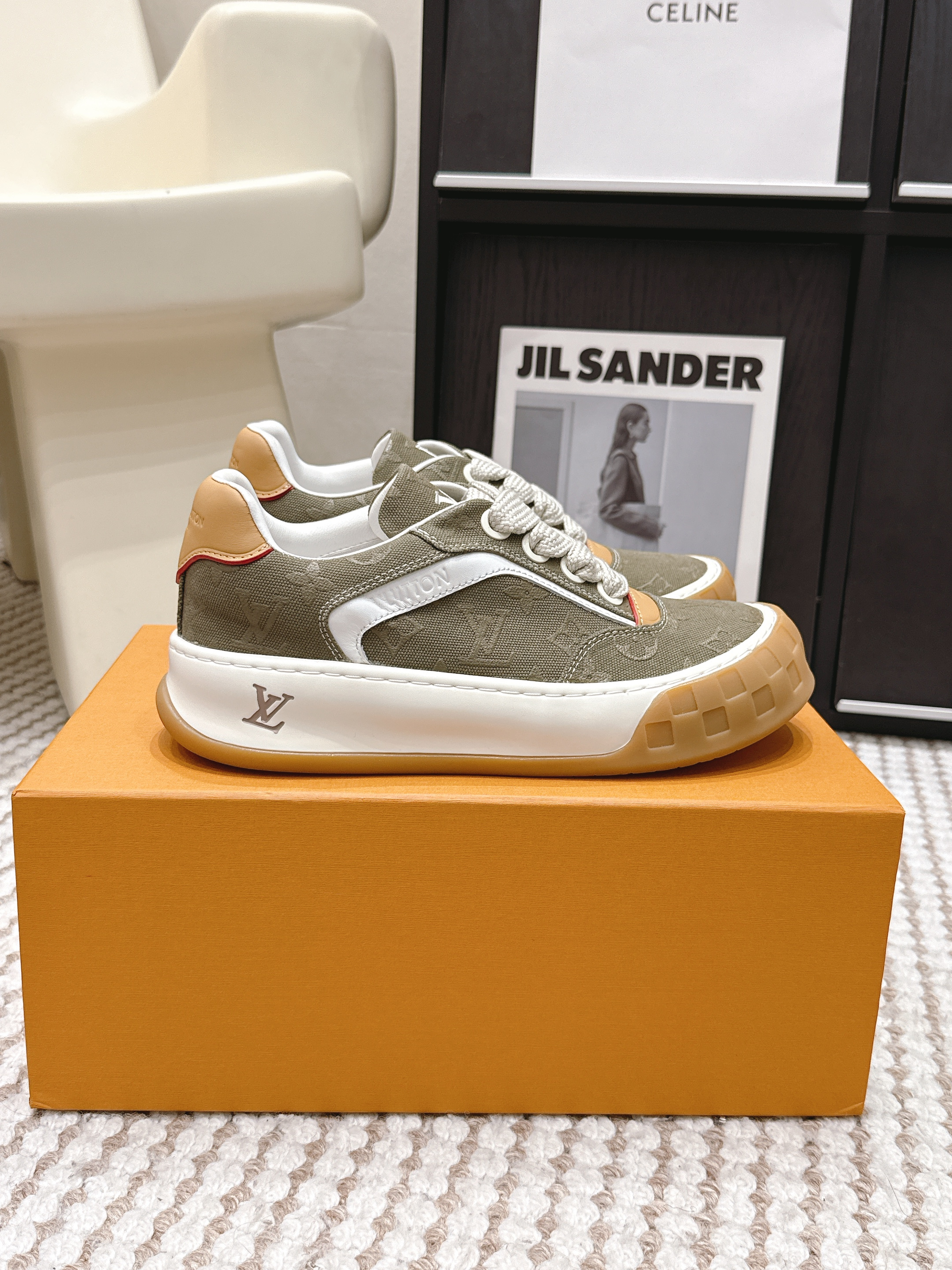 Men's LV Tilted Sneaker