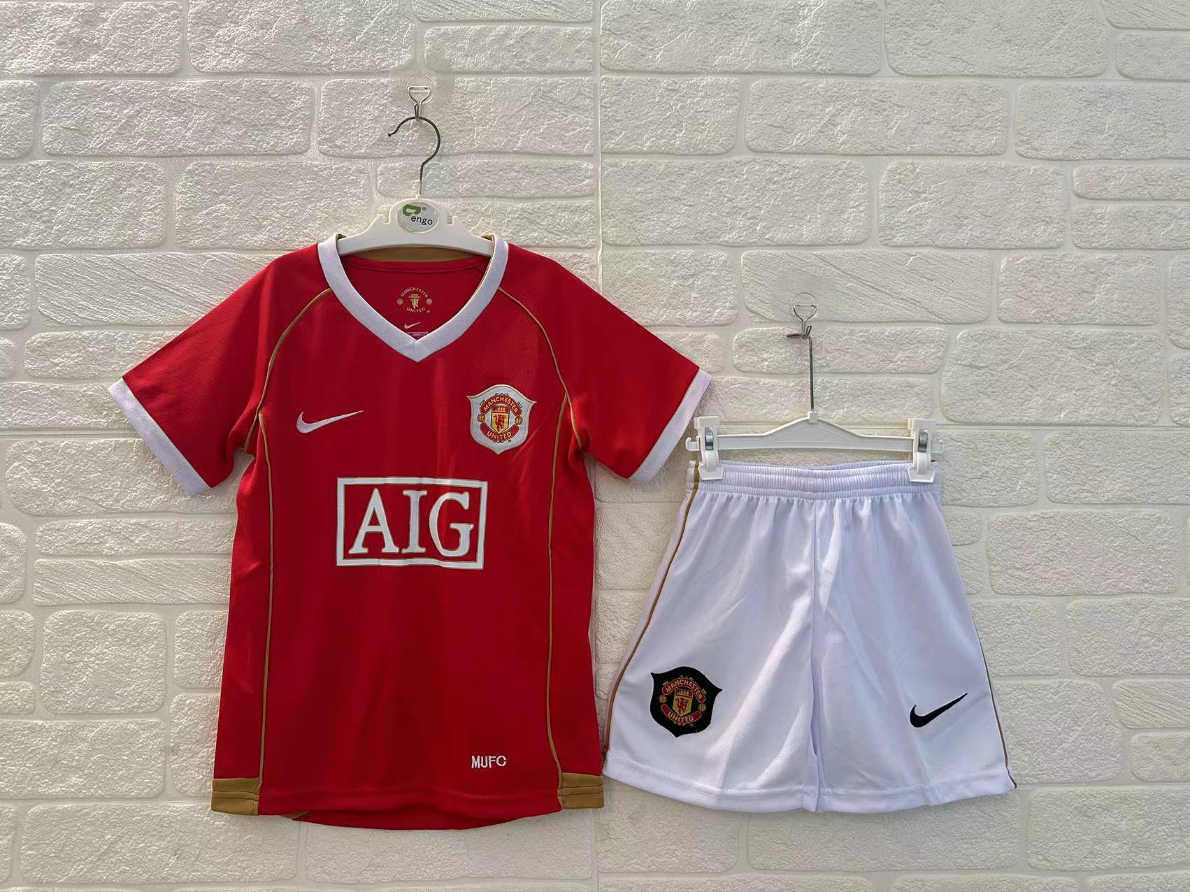 Manchester United Home Retro Kids Suit 2006/07