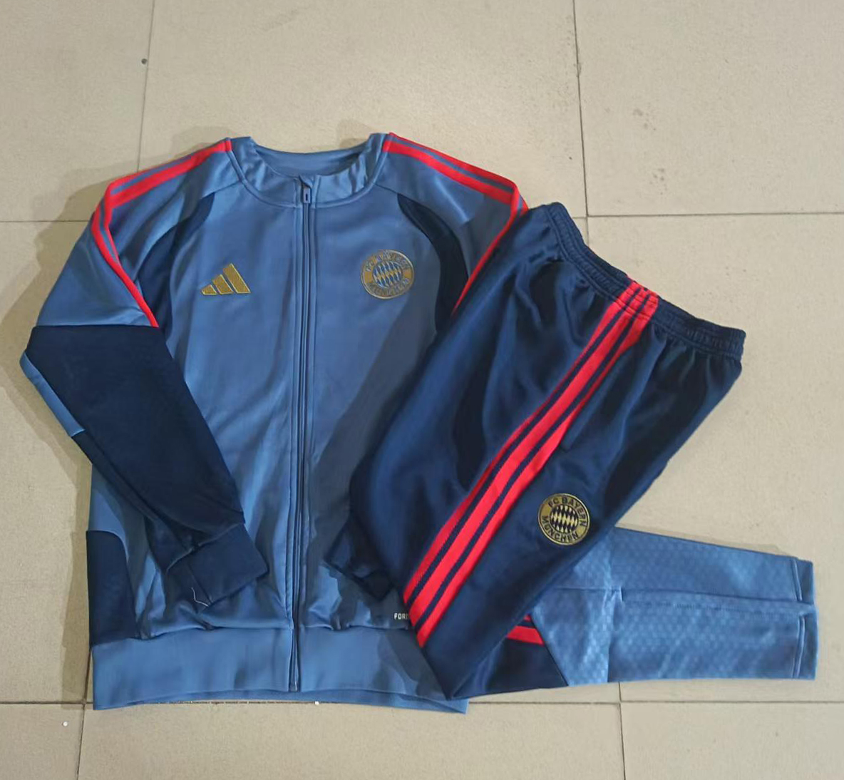 Bayern Munich Kids Training Suit 26/27 | Soc Jersey - Premium Football Jersey