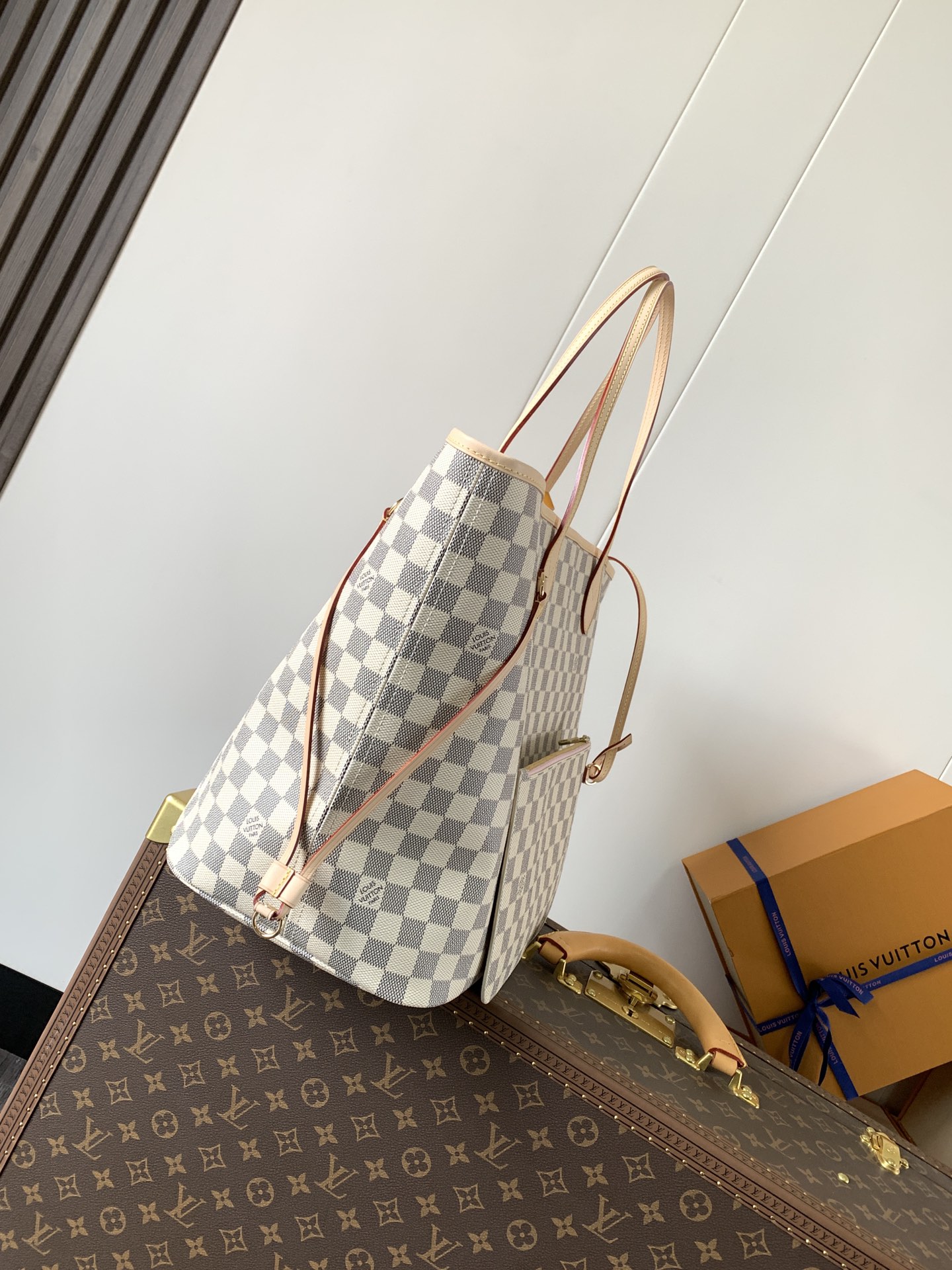 N40601LV Neverfull GM in Damier Azur Canvas
