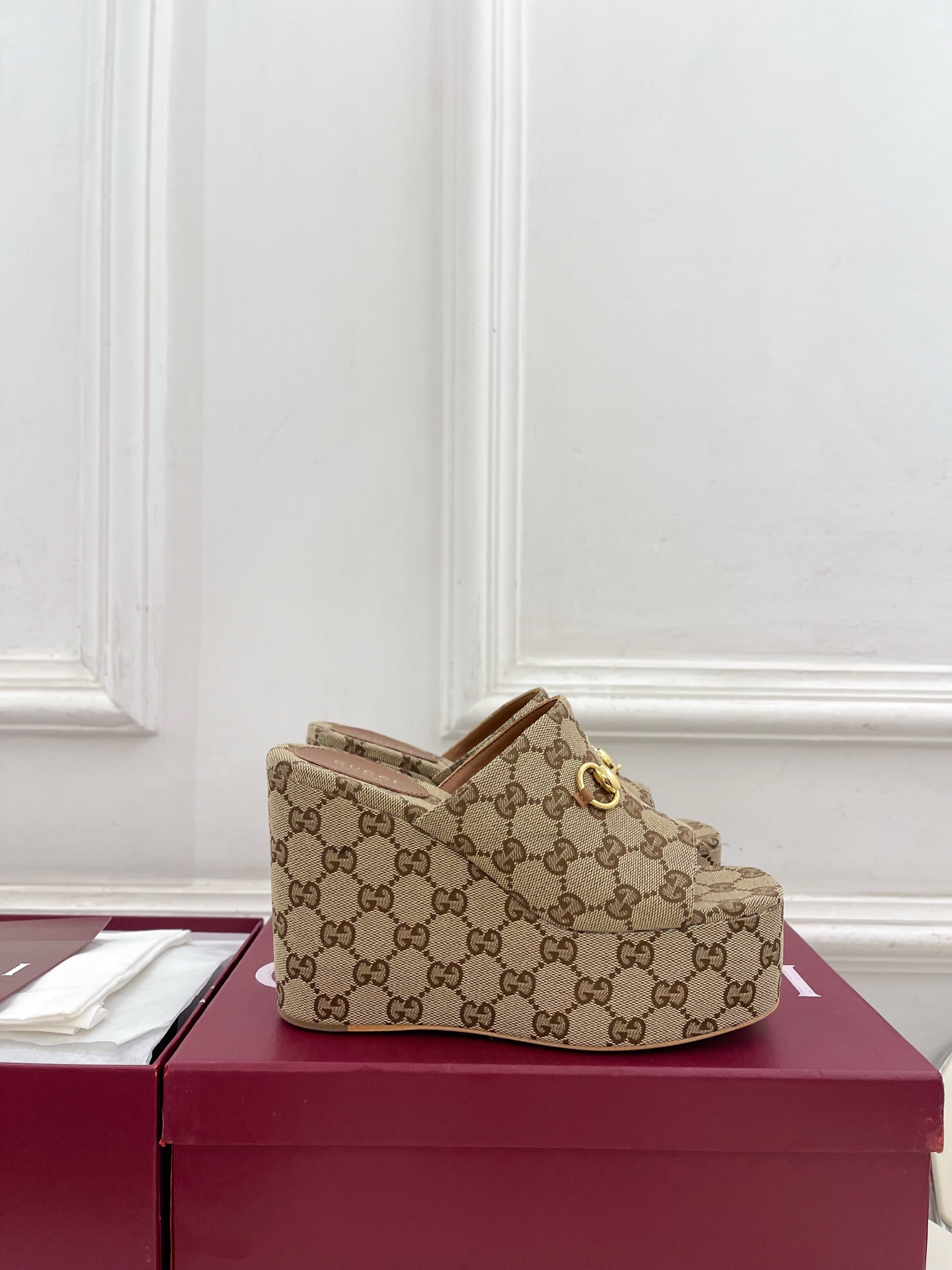 Women's Gucci wedge sandal with Horsebit