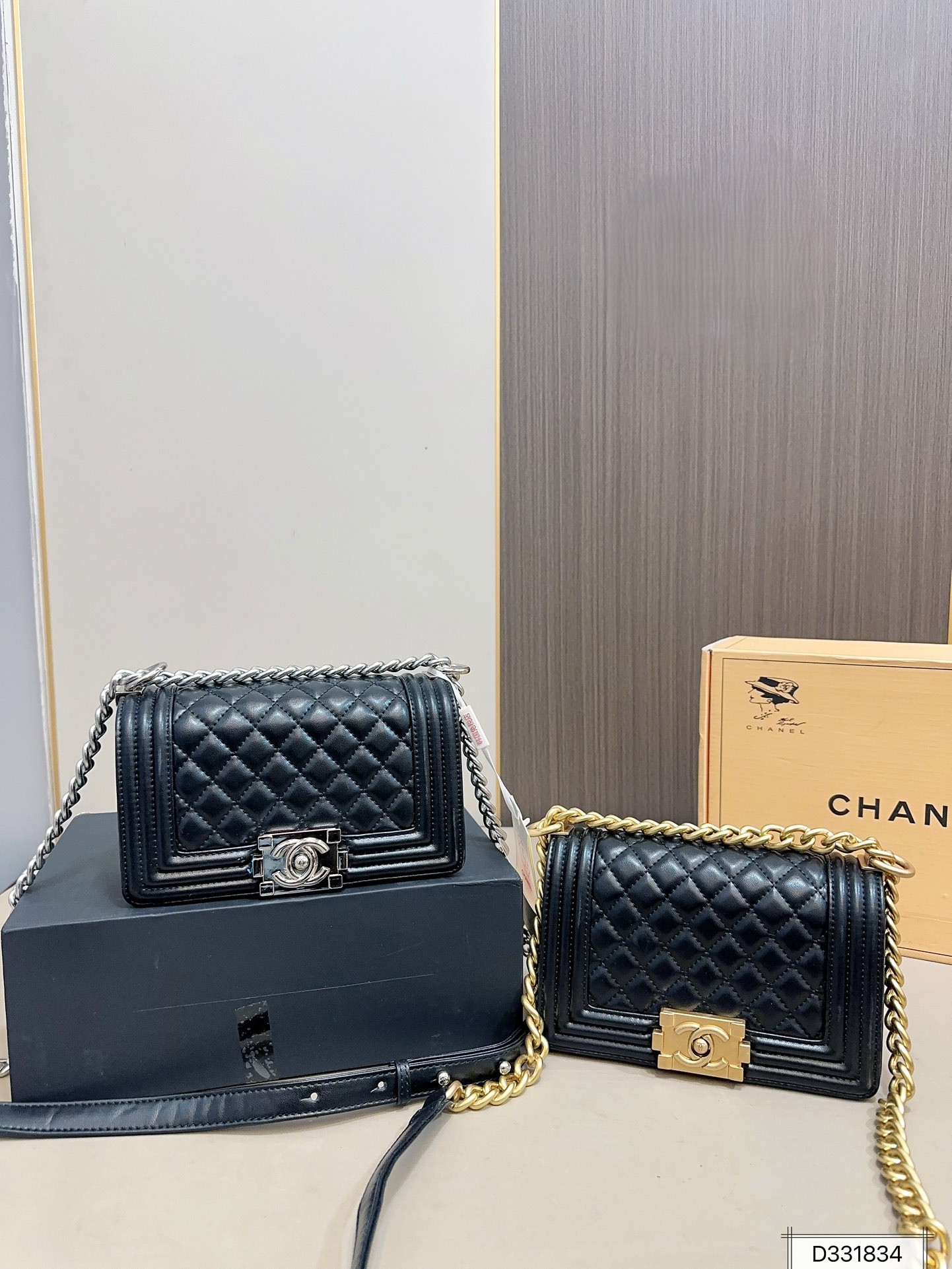 Chanel Le Boy Small 20CM Quilted Smooth Leather Silver & Gold Hardware Chain Flap Shoulder Bag - KAIROO
