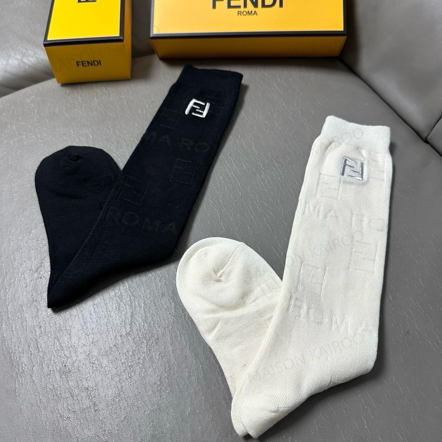 Fendi Socks 2-Pack - KAIROO