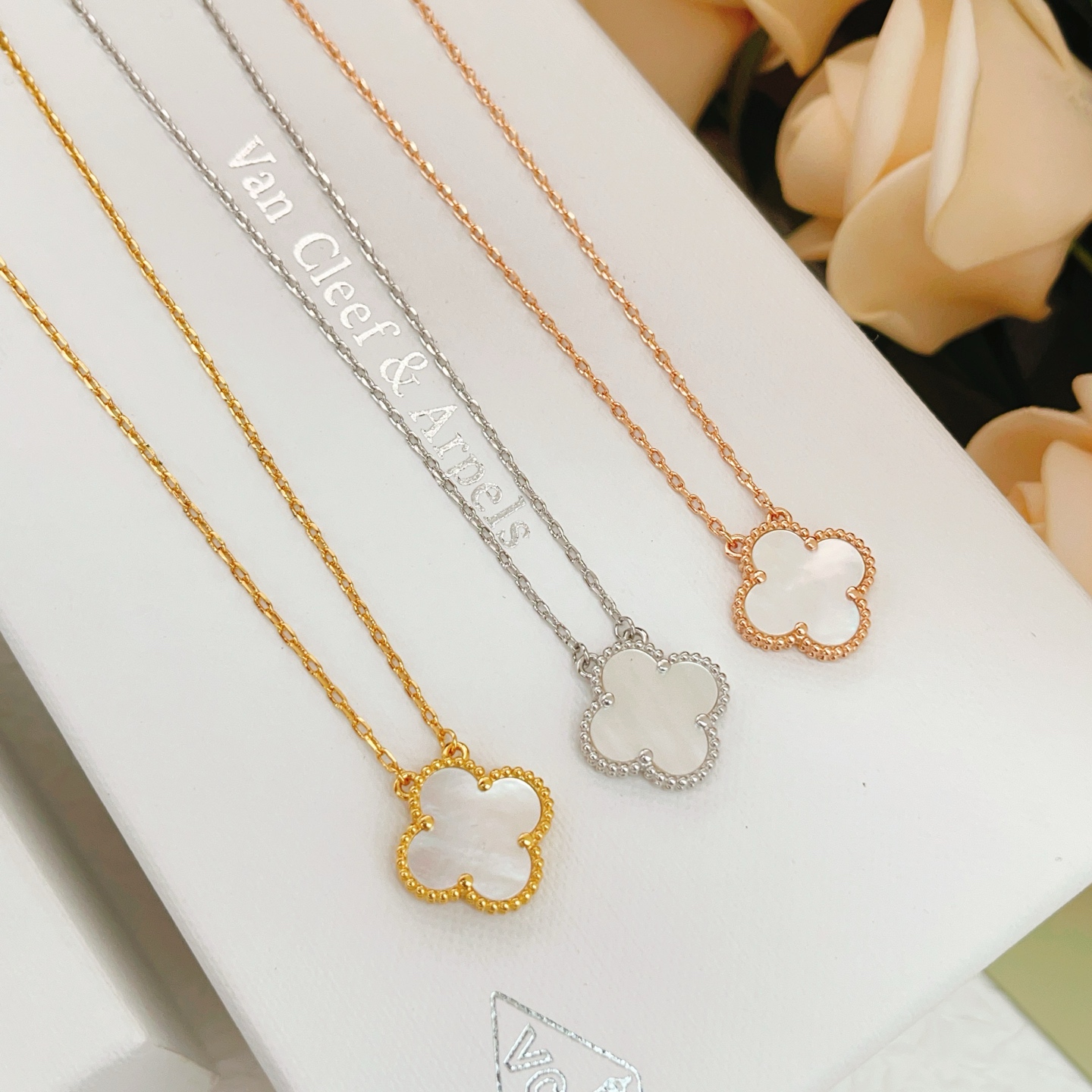 Van Cleef Fashion Necklace
