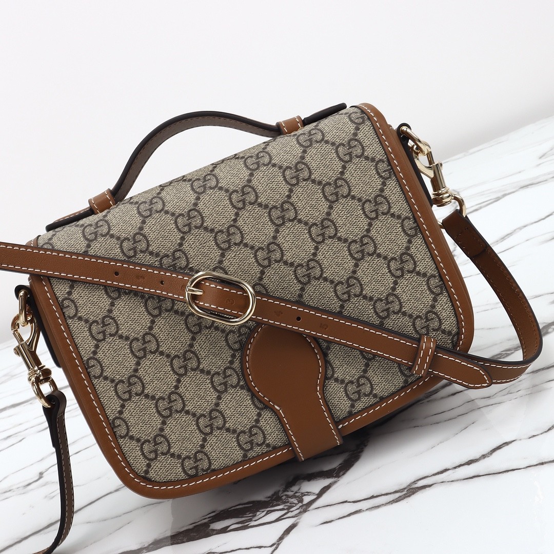 GUCCI Emblem GG mini shoulder bag