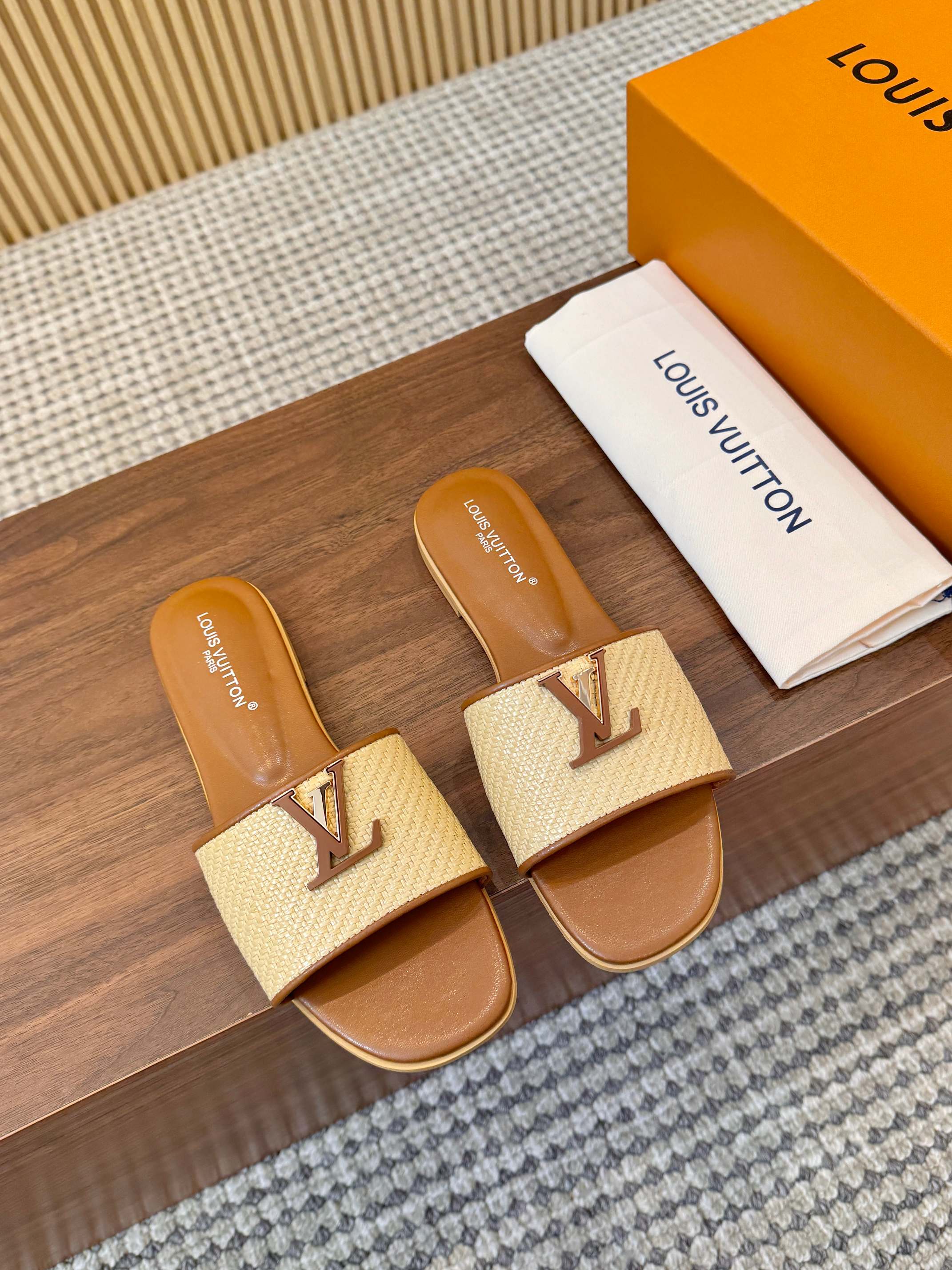 Louis Vuitton LV Woven Raffia & Leather LV Initials Logo Lock It Flat Mules Slide Sandals - KAIROO