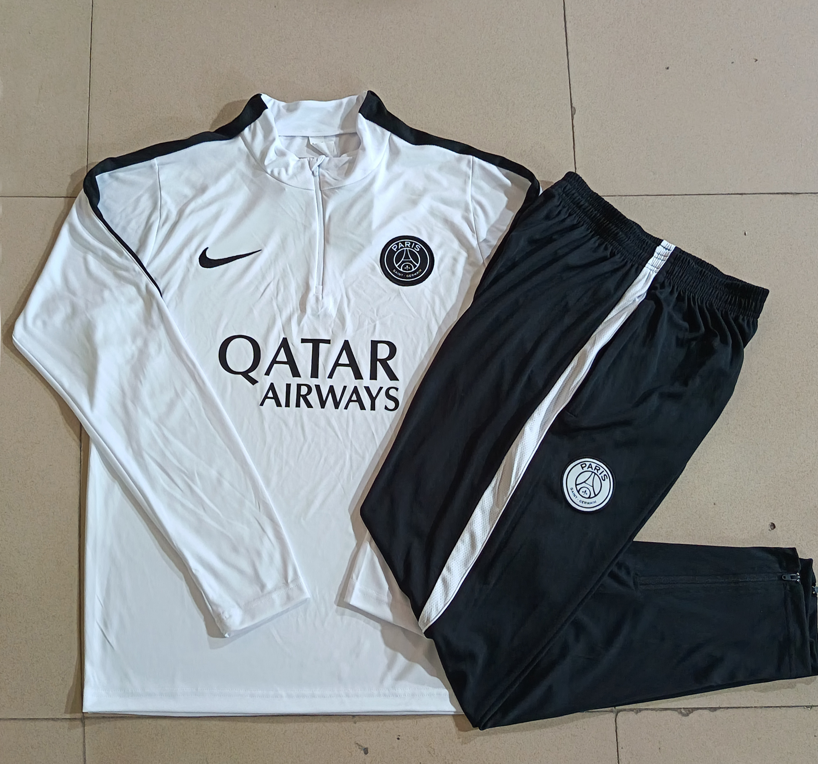 Paris Saint Germain Kids Training Suit 26/27