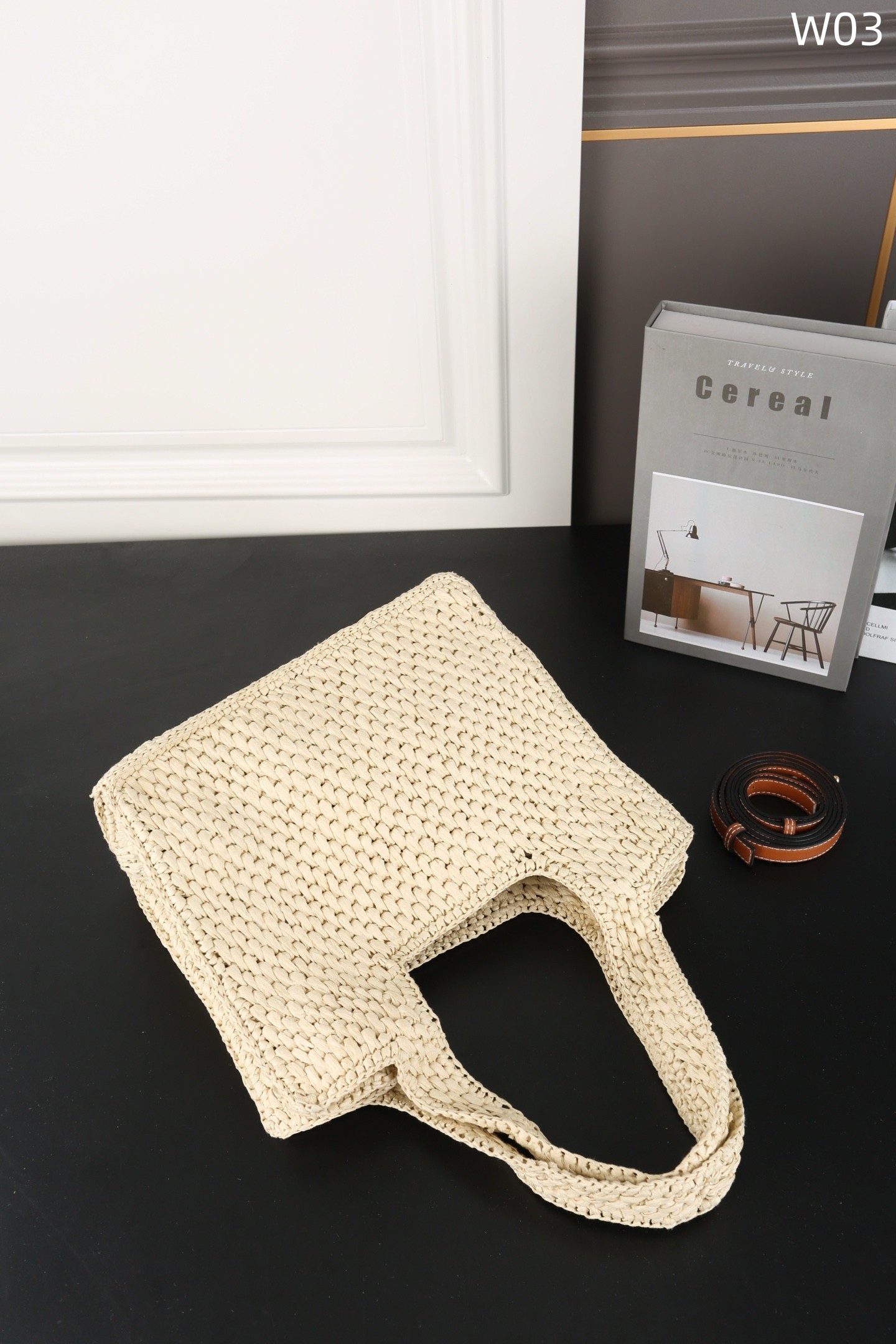 Loewe Small Natural Paula's Ibiza Handcrafted Raffia LOEWE Logo Tote Bag - KAIROO