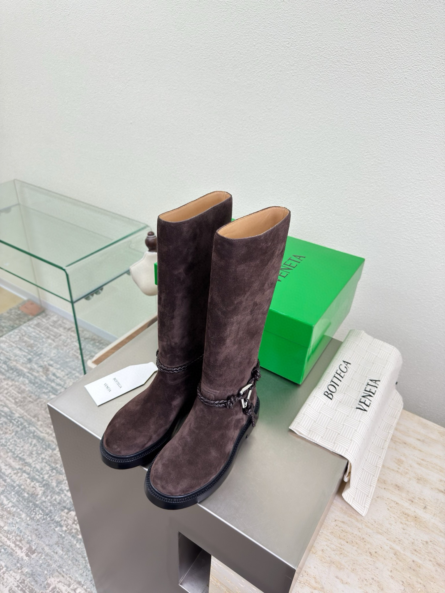 Bottega James Medium Boot Brown Suede