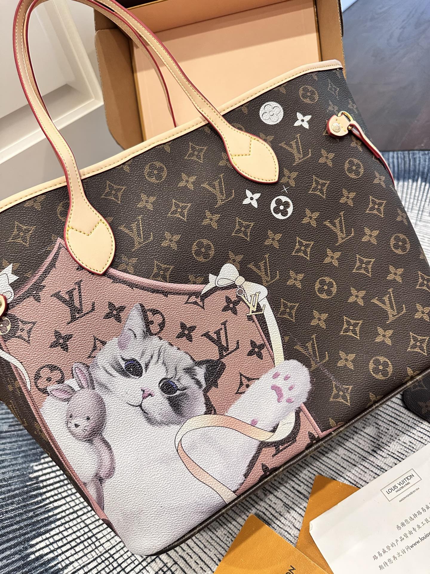 Louis Vuitton x Takashi Murakami Neverfull MM Cartoon Cat & Dog Print Monogram Tote Bag With Pouch - KAIROO