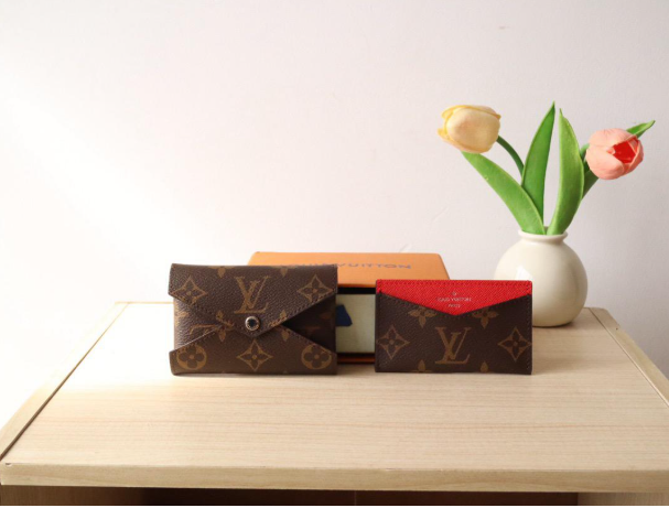 Louis Vuitton Matching Wallets card pack