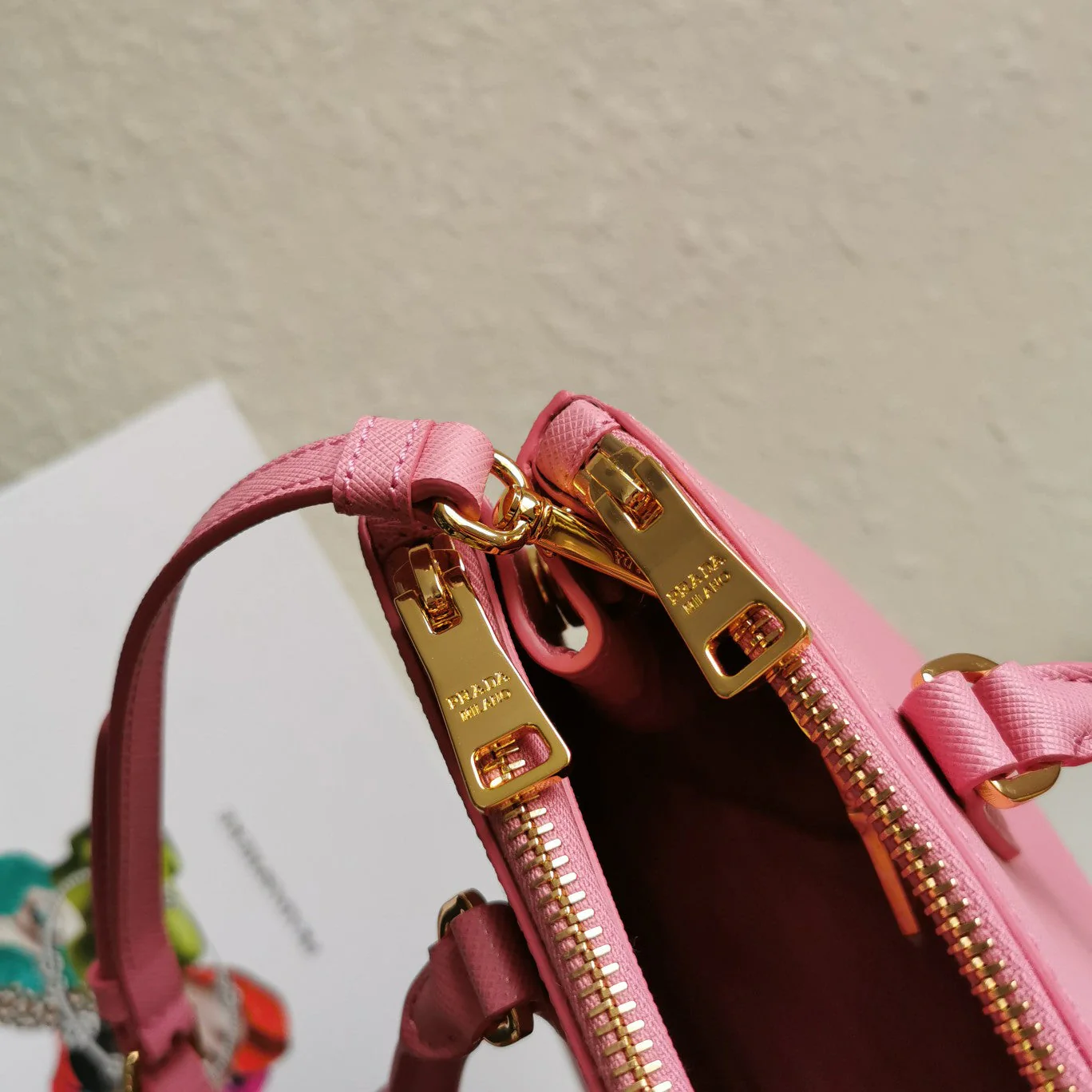 Prada MEDIUM GALLERIA 28 PINK SAFFIANO LEATHER