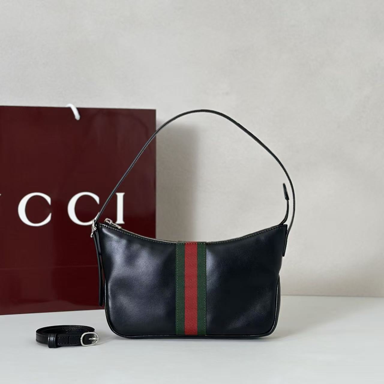 Gucci Lunetta small crossbody bag