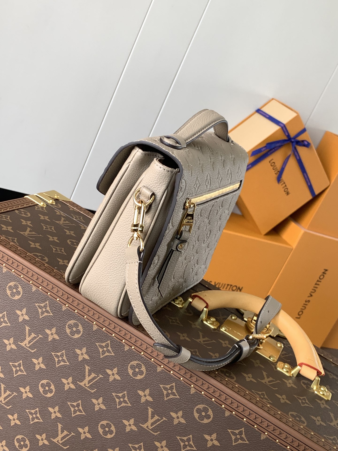 M44881 Pochette Metis Bag in Tourterelle Monogram Empreinte Leather